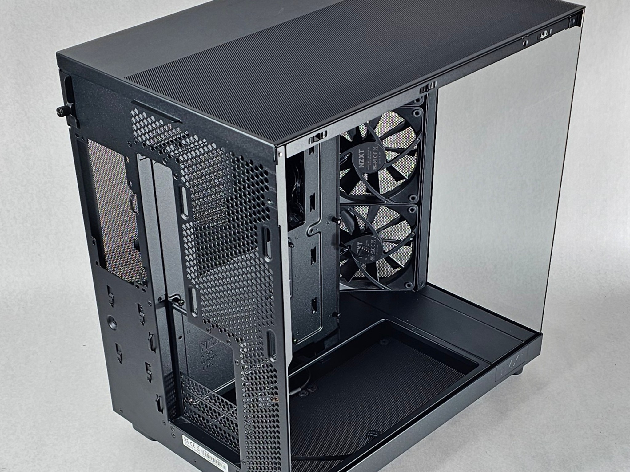 NZXT PC Case with Tempered Glass Side Panel and Front Mesh