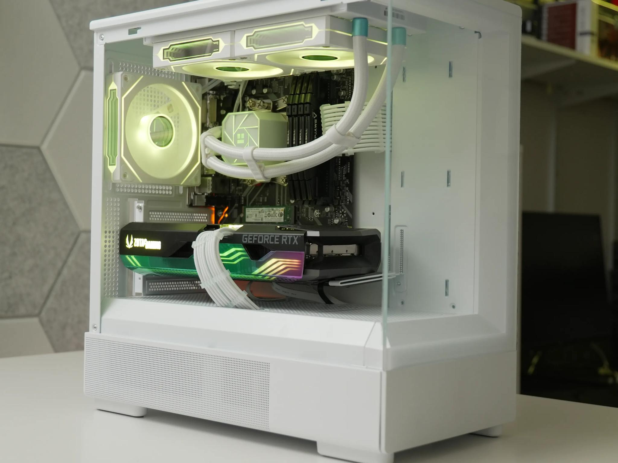 Water Cooled Gaming PC | Ryzen 5 5600x | RTX 3070 | 32GB RAM | WIN 11 | WIFI |