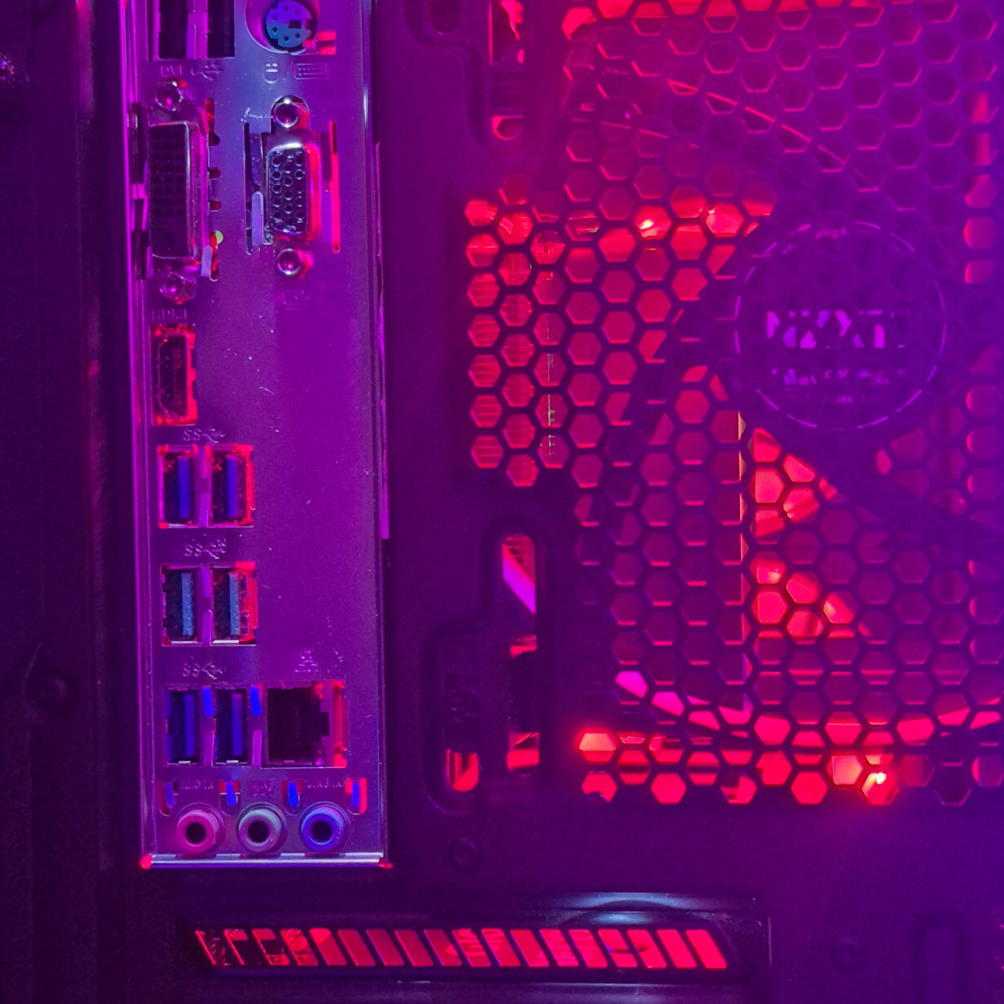 GeForce RTX 4060 Custom Gaming PC - Ryzen 7 3800X - 16GB RAM - 512GB SSD