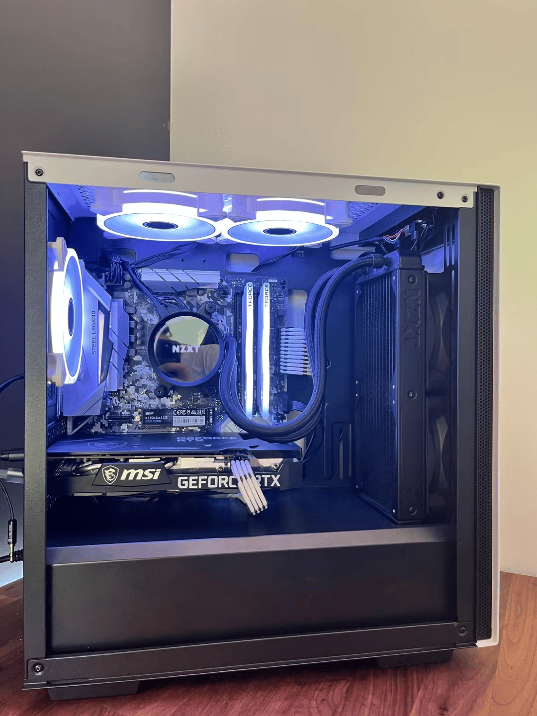 Custom Gaming PC (RTX 3060 Ti / Ryzen 5 3600 / 16gb RAM)