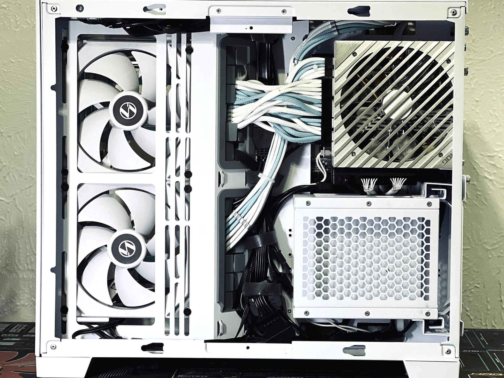Custom Watercooled Gaming PC - 7800X3D, RTX 4080, 32GB DDR5, EKWB custom loop cooling