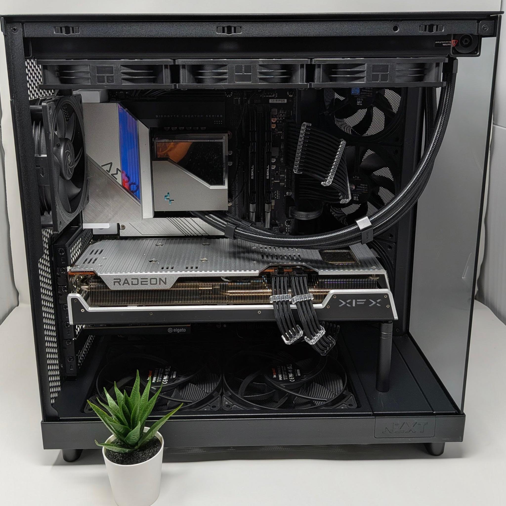 Midnight Chill | Intel i5-12600k | RX 7800 XT | 32gb RAM | Samsung 990 Pro 2TB
