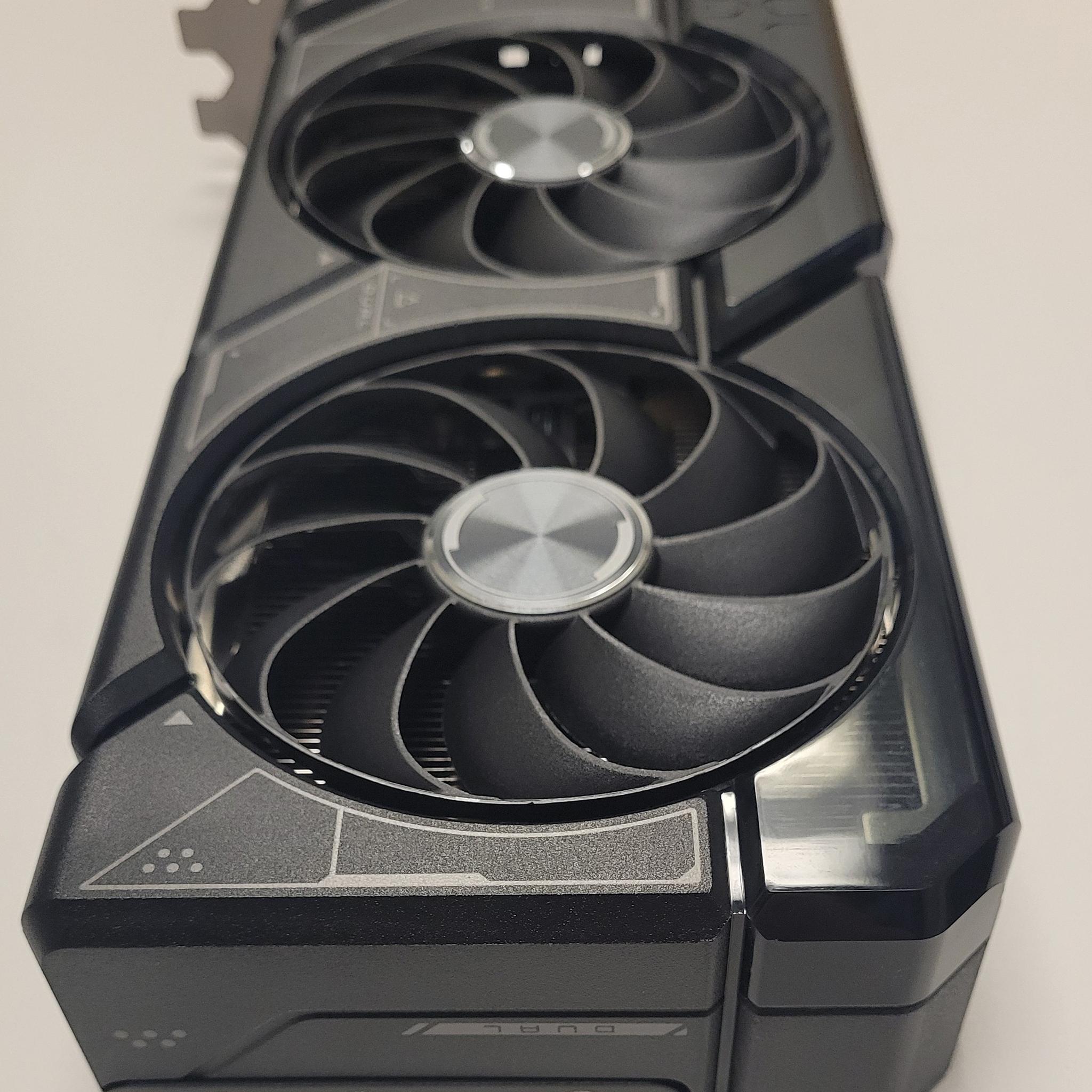 Asus Dual OC RTX 4070 12GB