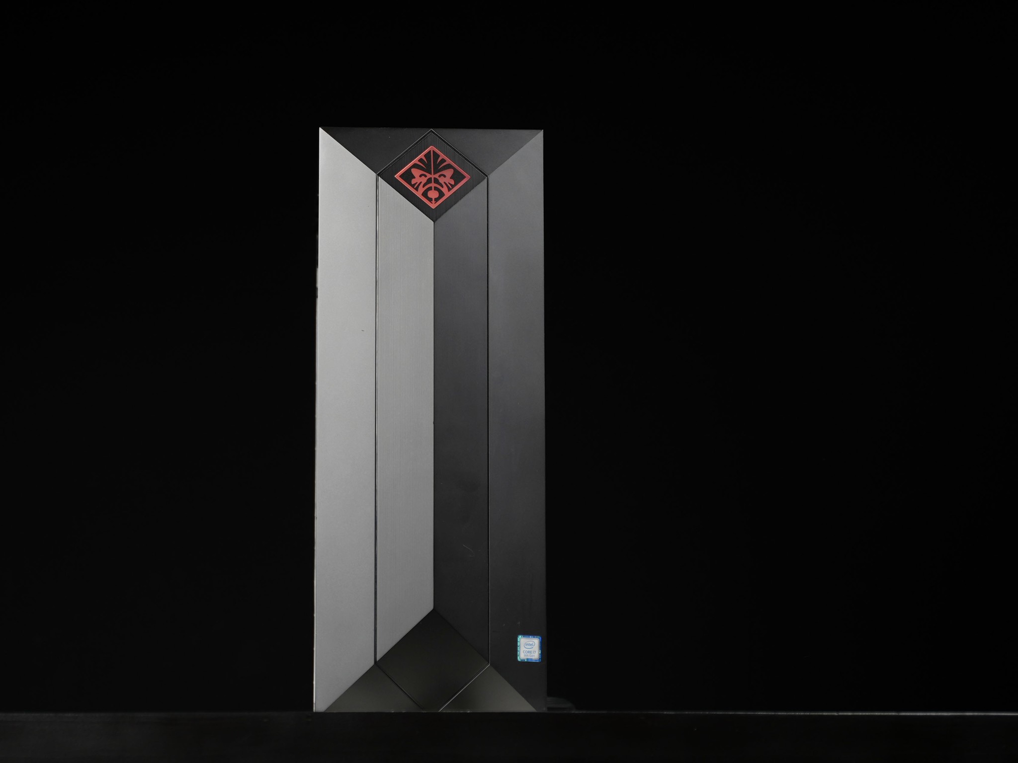 \ QF-01 / RTX 3050 Intel Core i7 9700 16GB 1.3TB Windows 11 Gaming PC Powerhouse