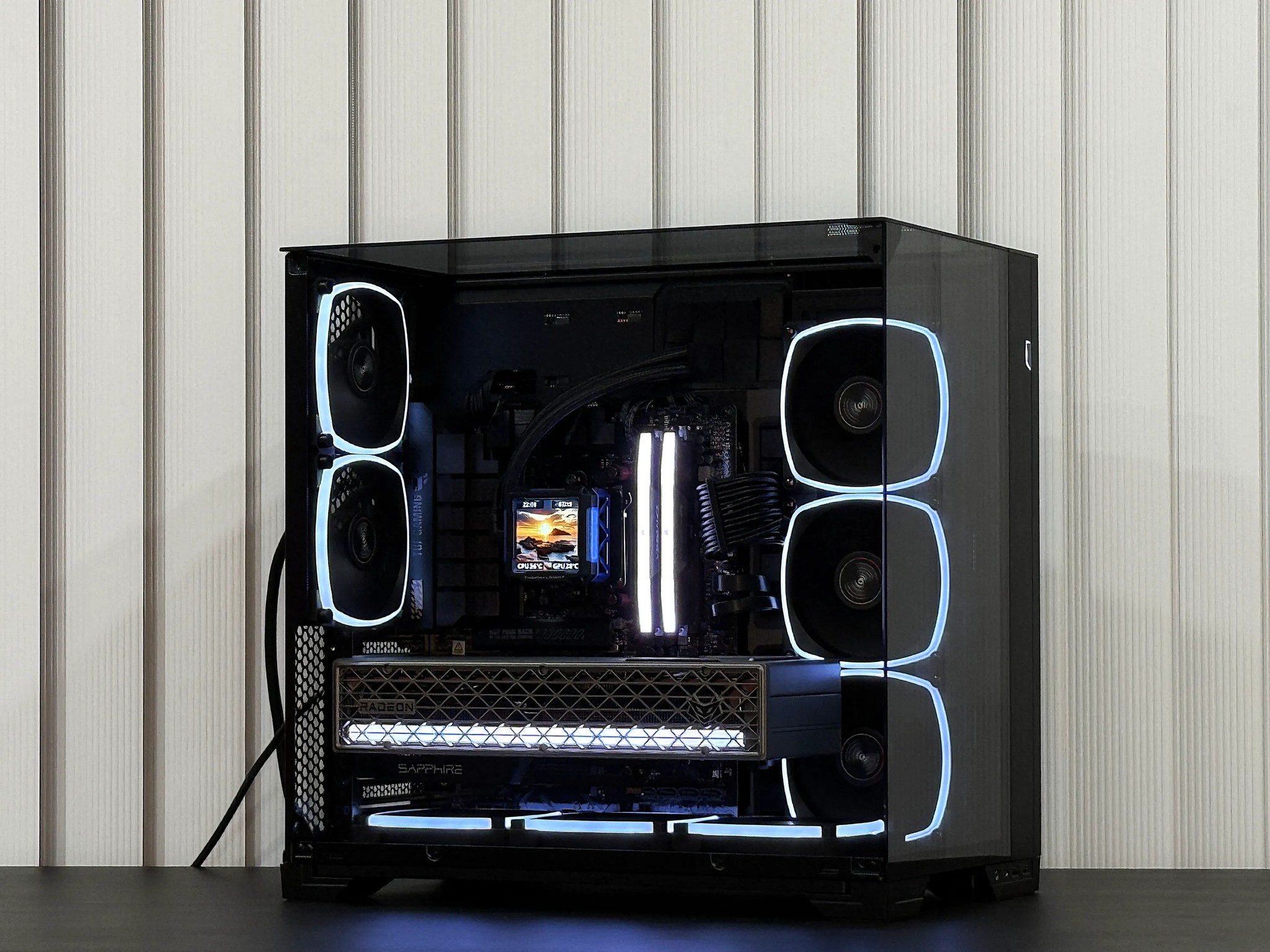 NITRO+ | Ryzen 7 9800X3D | RX 9070 XT | 32GB DDR5 | 2TB SSD | 850w Gold