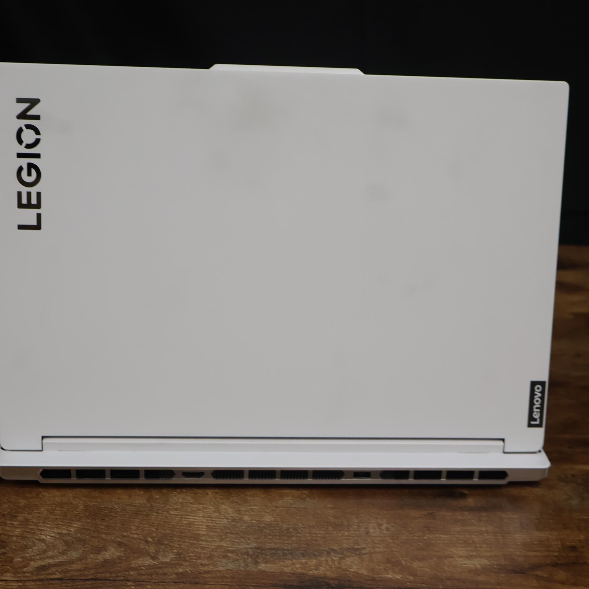 Lenovo White Legion Pro 5i Gen9 Gaming Laptop l I9 14700HX l Nvidia RTX 4060 l 16GB DDR5 l 1TB