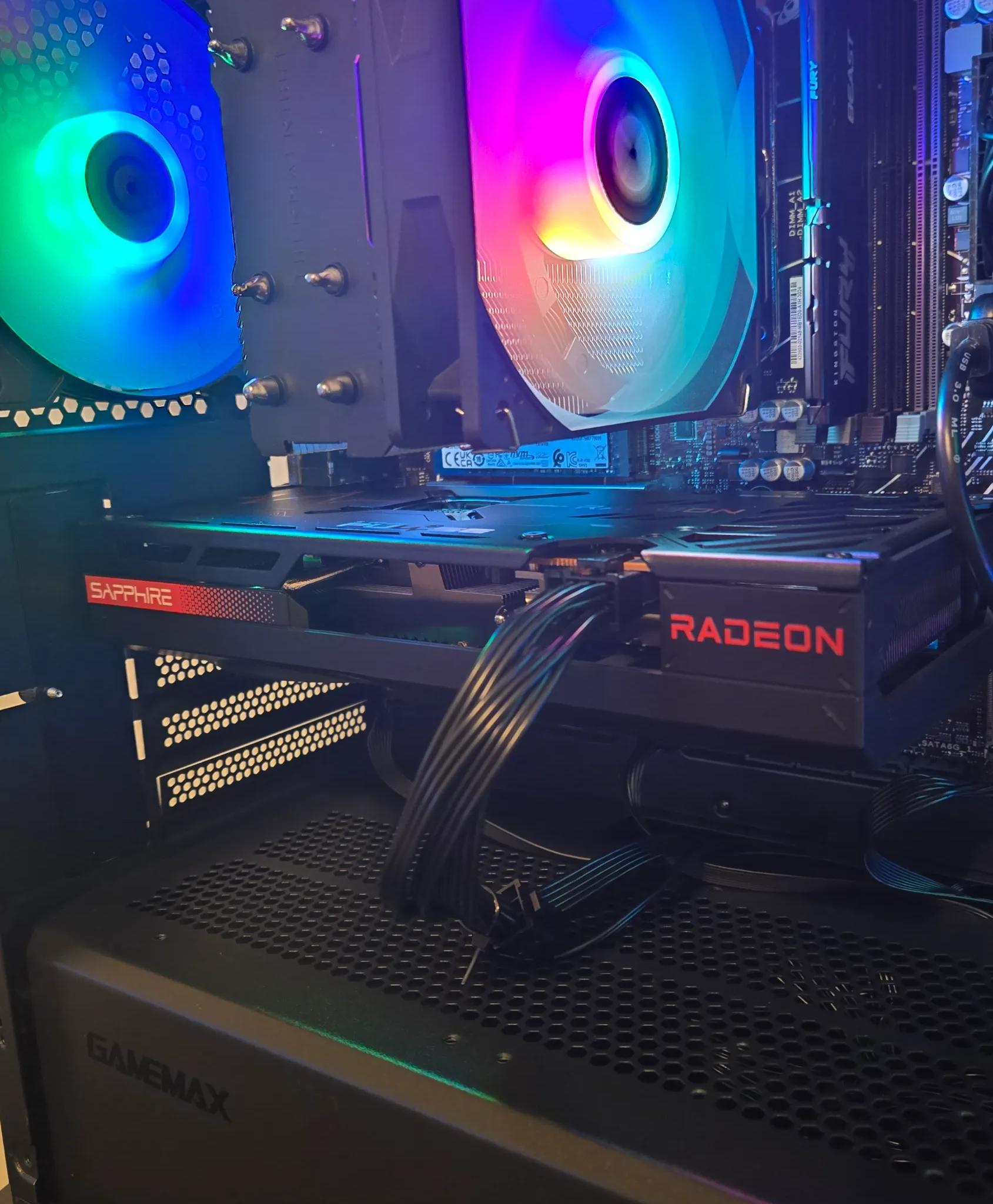 🧊 Ice Breaker 🧊 – Ryzen 5 8400F | RX 7600 | 32GB DDR5! 🎮