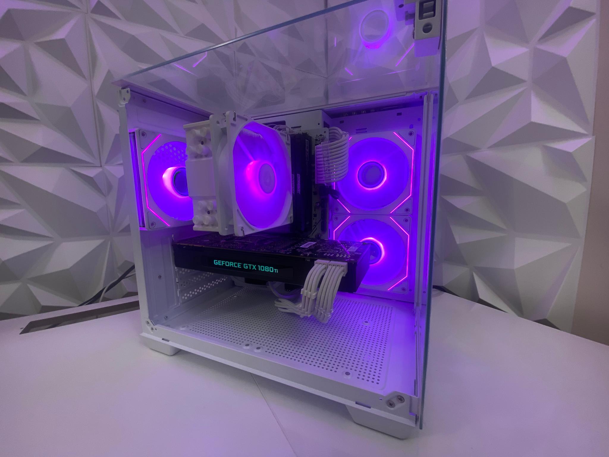 🎅🎅 White Elite Build – Ryzen 5 3600 + GTX 1080 Ti 11GB | 1080p/1440p High FPS Ready