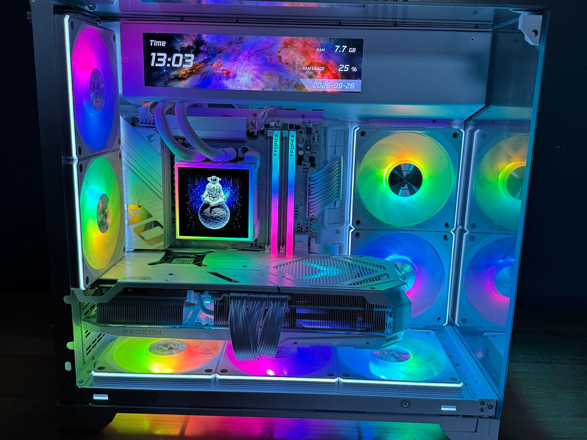 🧊Lian Li PC | Ryzen 7800X3D, 9070 XT, 32GB DDR5, 2TB SSD, Lian Li Case/Fans/Cooler/PSU