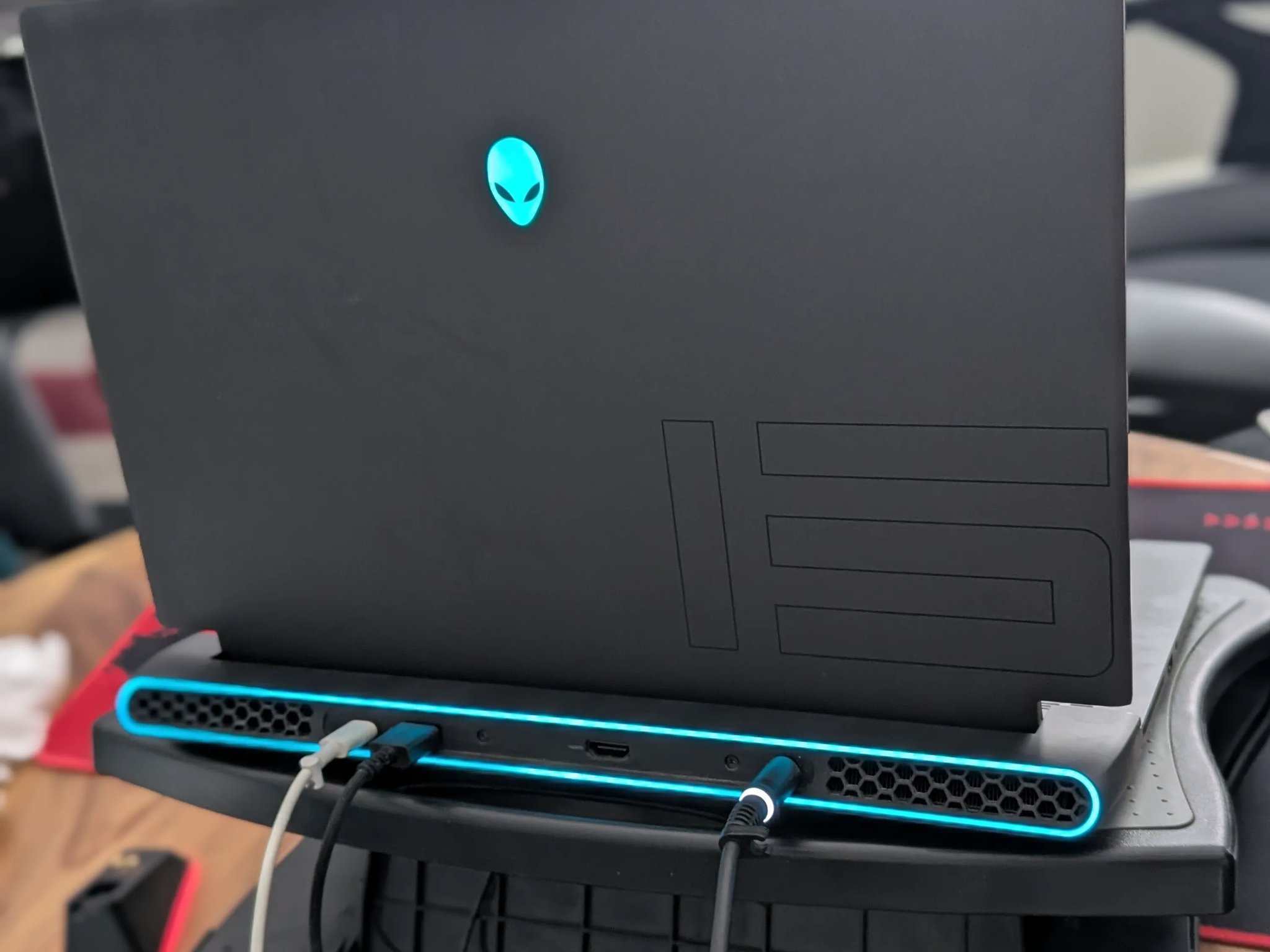 Alienware m15 R6