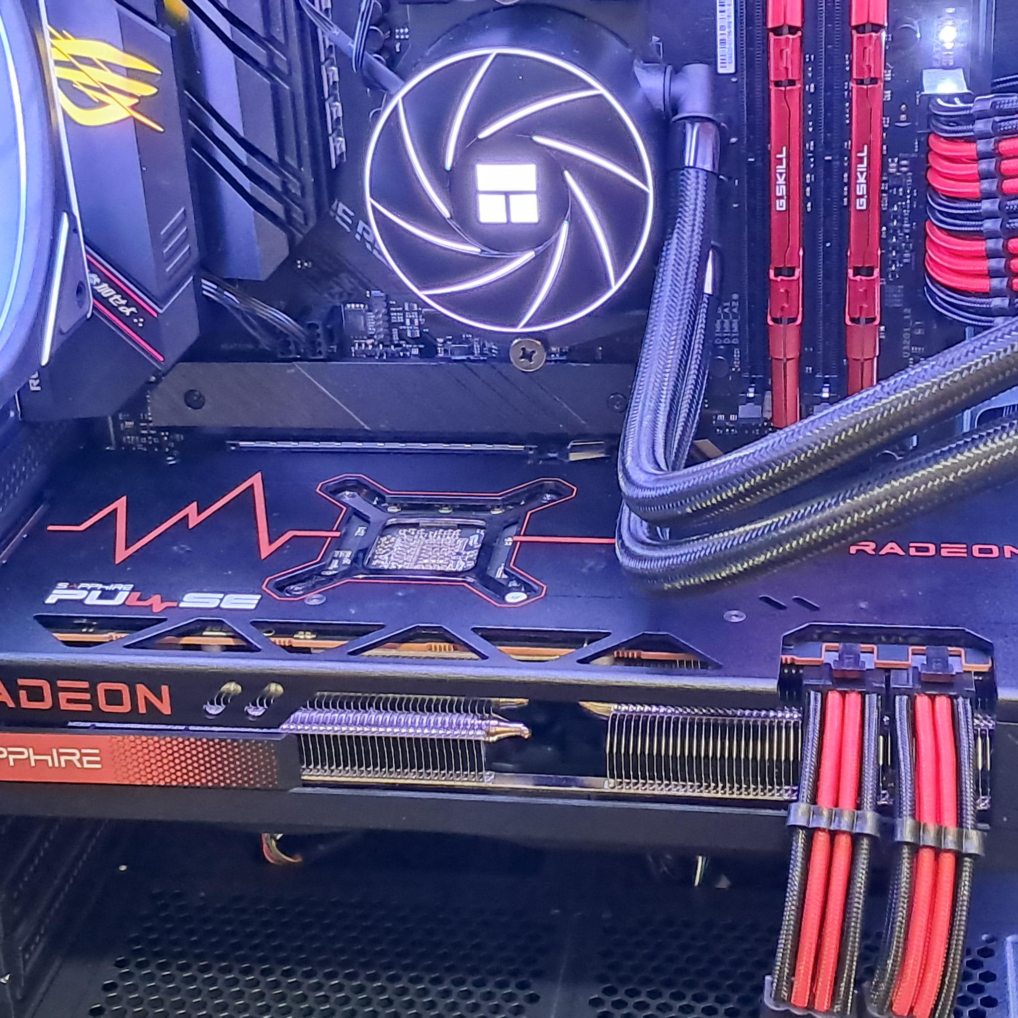 🔴Red Rage ROG🔴Ryzen 7 5800XT | RX 7700 XT | 16GB DDR4 | 1TB SSD | WiFi!