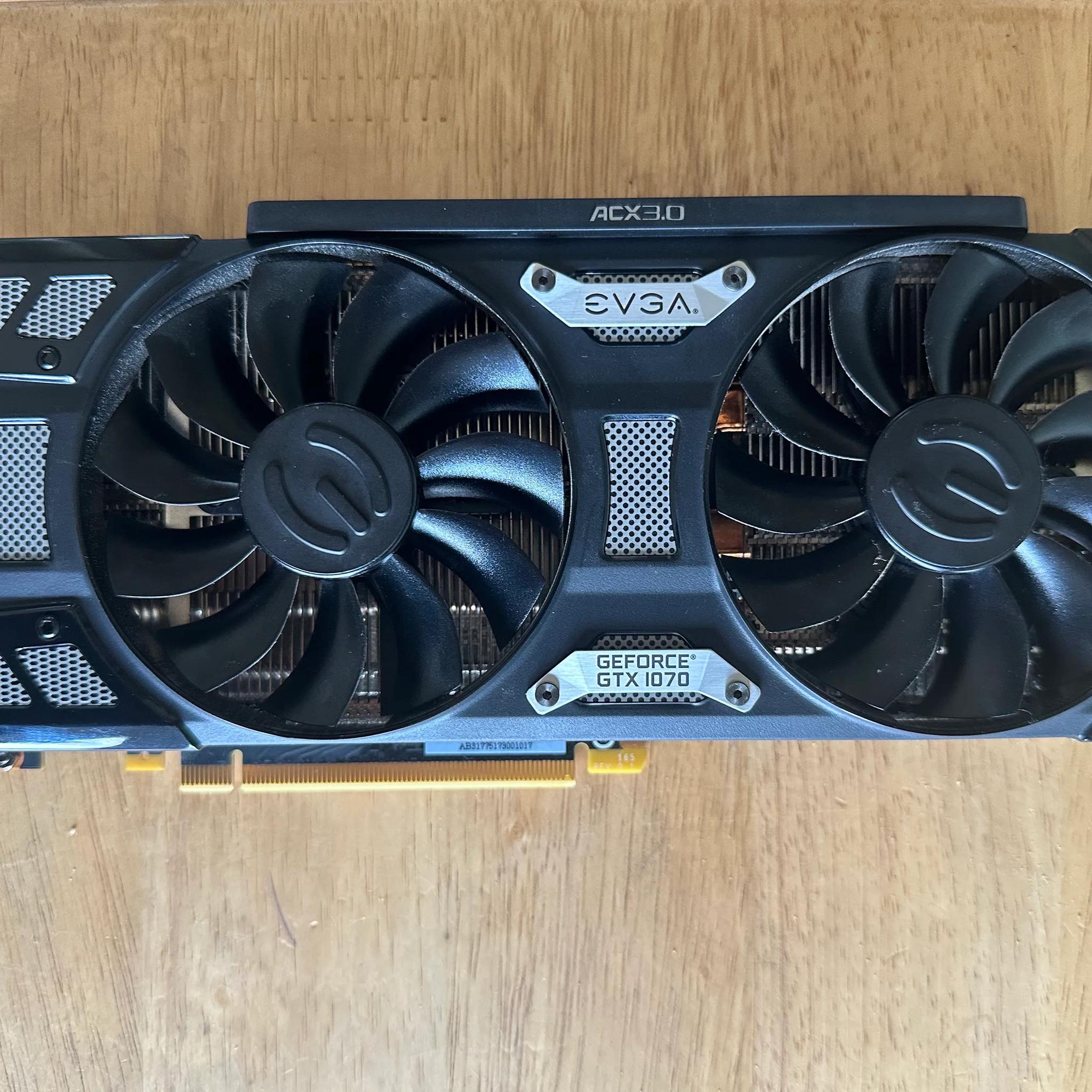 EVGA GTX 1070 8gb :)