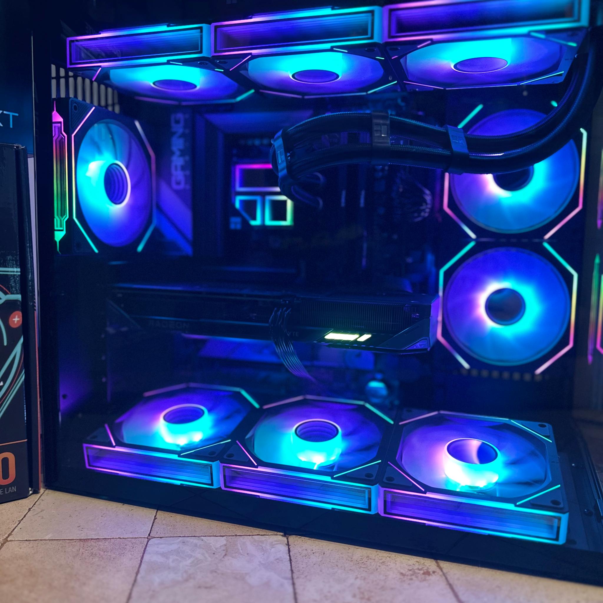 Ryzen 7 9700X / RX 9060XT 16GB - Lian Li O11 Dynamic Mini Mid-Tower Black, 1TB & 500GB M.2