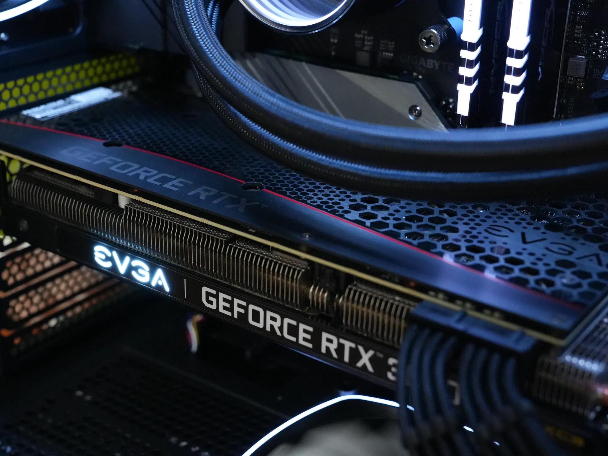 ⚫⚪ i7-12700K | RTX 3070 | 16GB 3733MHz CL19 | 2TB SSD | Black/White Mid-Range Gaming PC