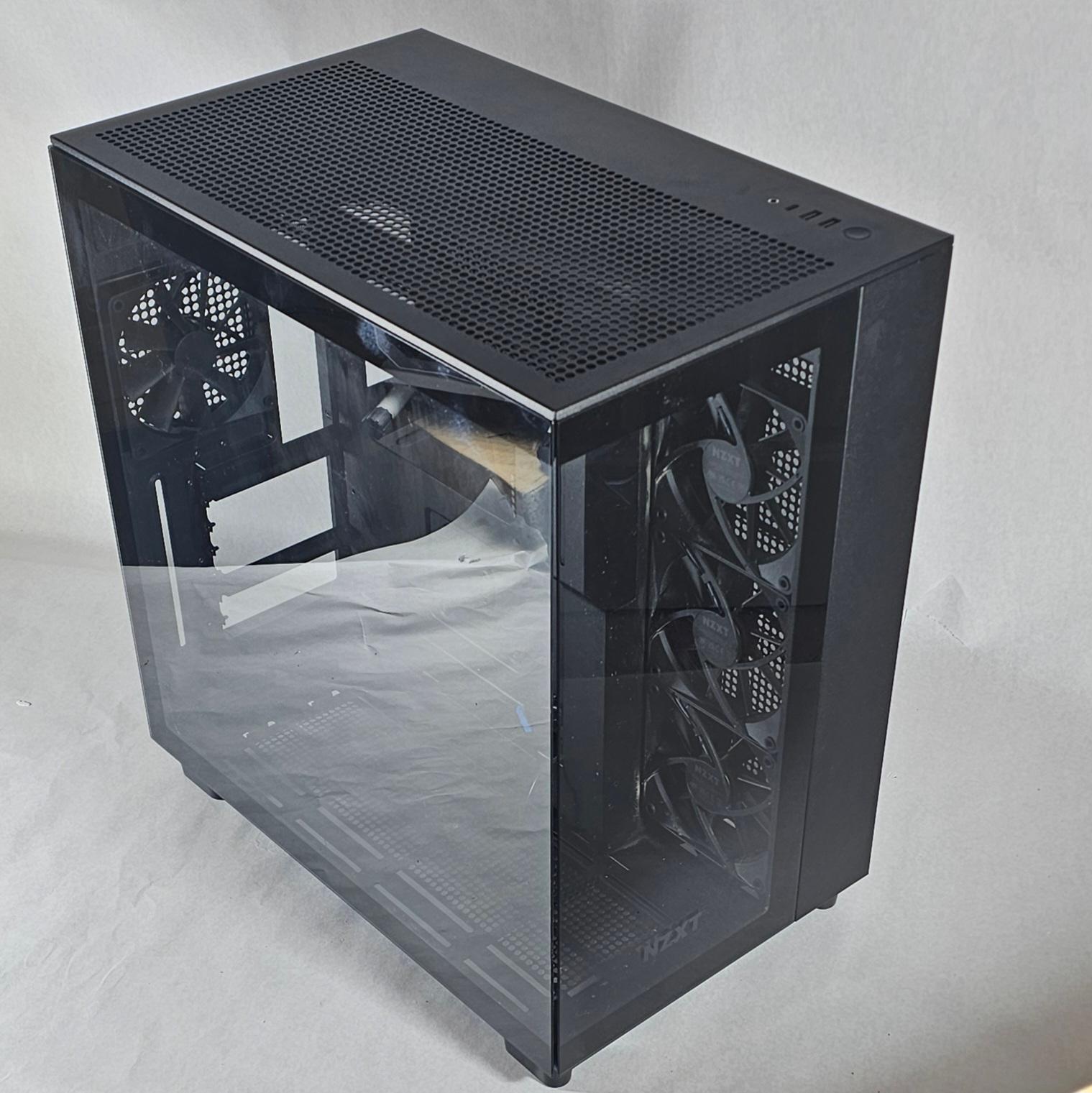 Black NZXT PC Case with Tempered Glass w/ 4 Fans