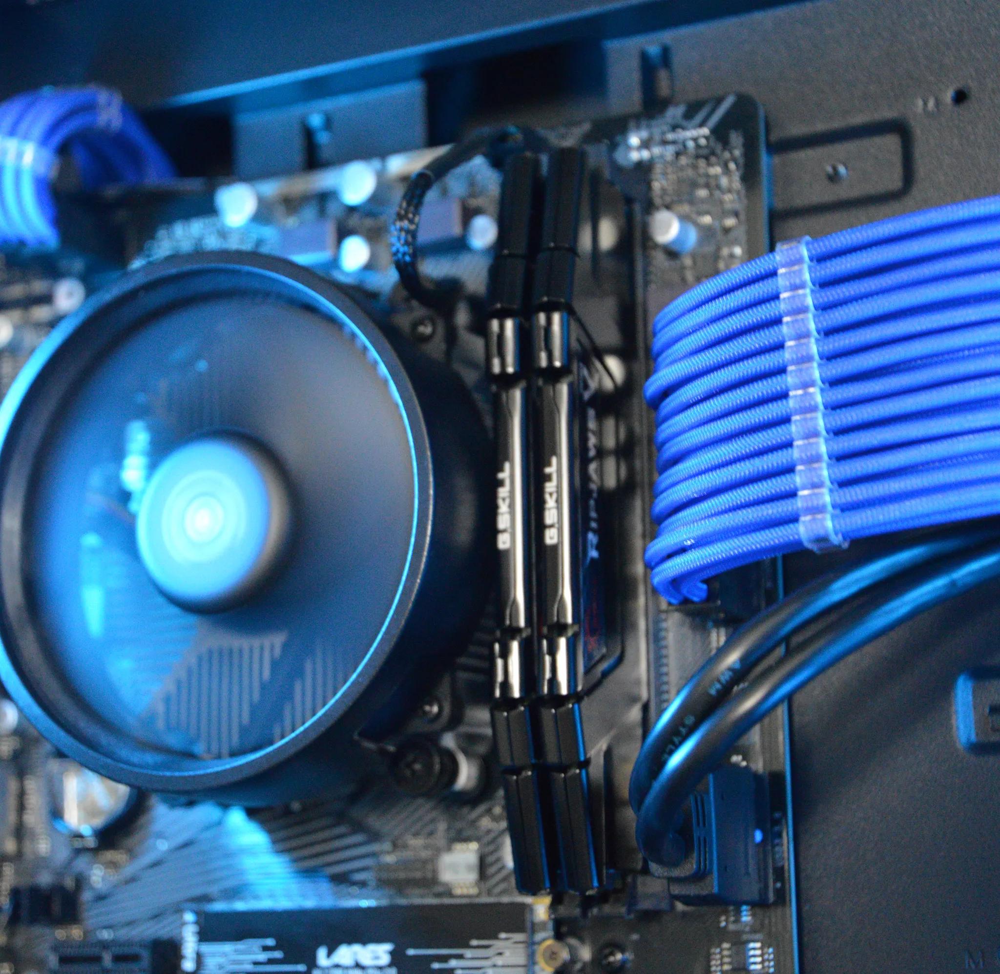 🔵⚫️| RTX 2060 6GB | RYZEN 5 5500 | 16GB GSKILL RAM | 1TB NVME SSD | Midnight Azure |