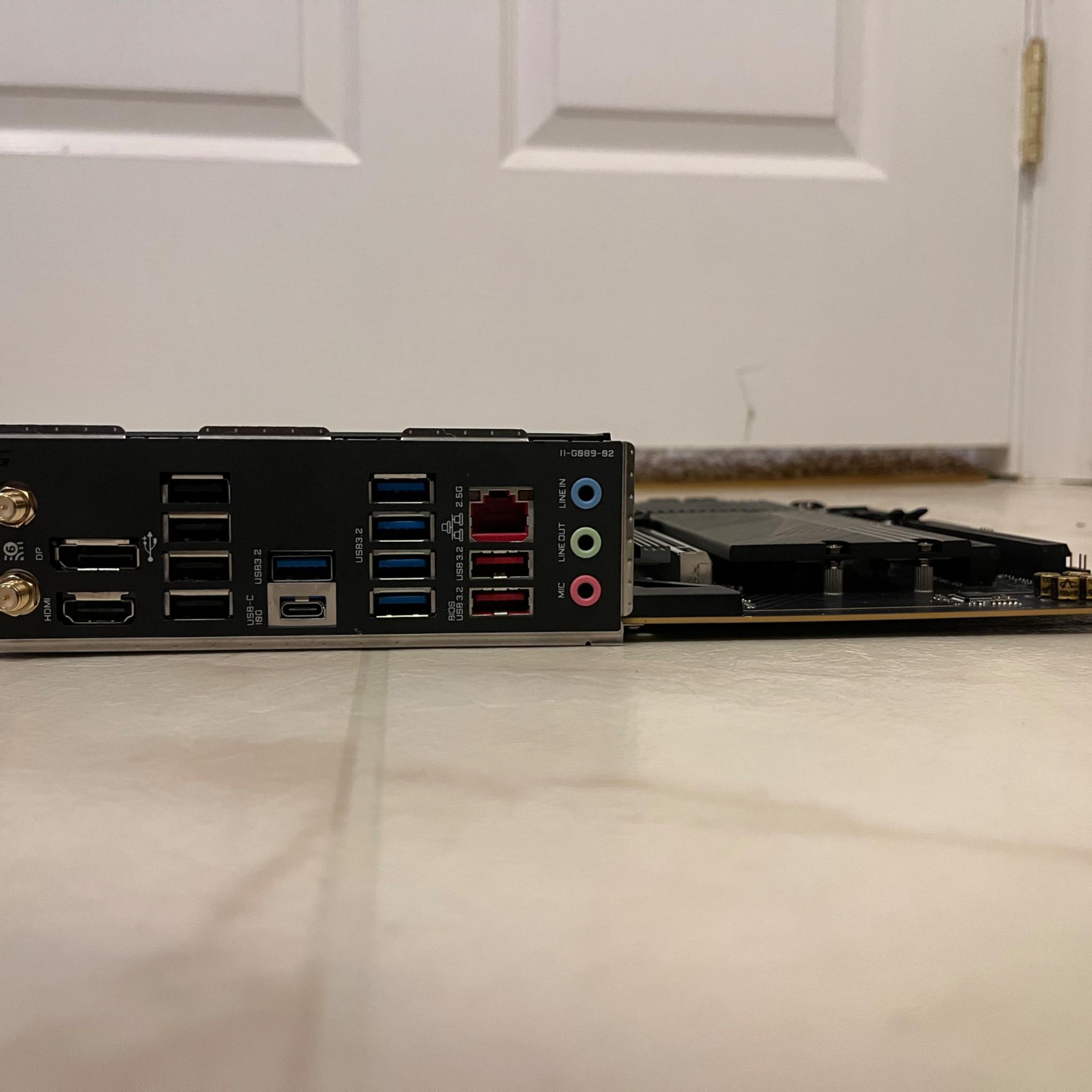 GIGABYTE B650 AORUS ELITE AX ATX AM5 (DDR5, PCIe 5.0)