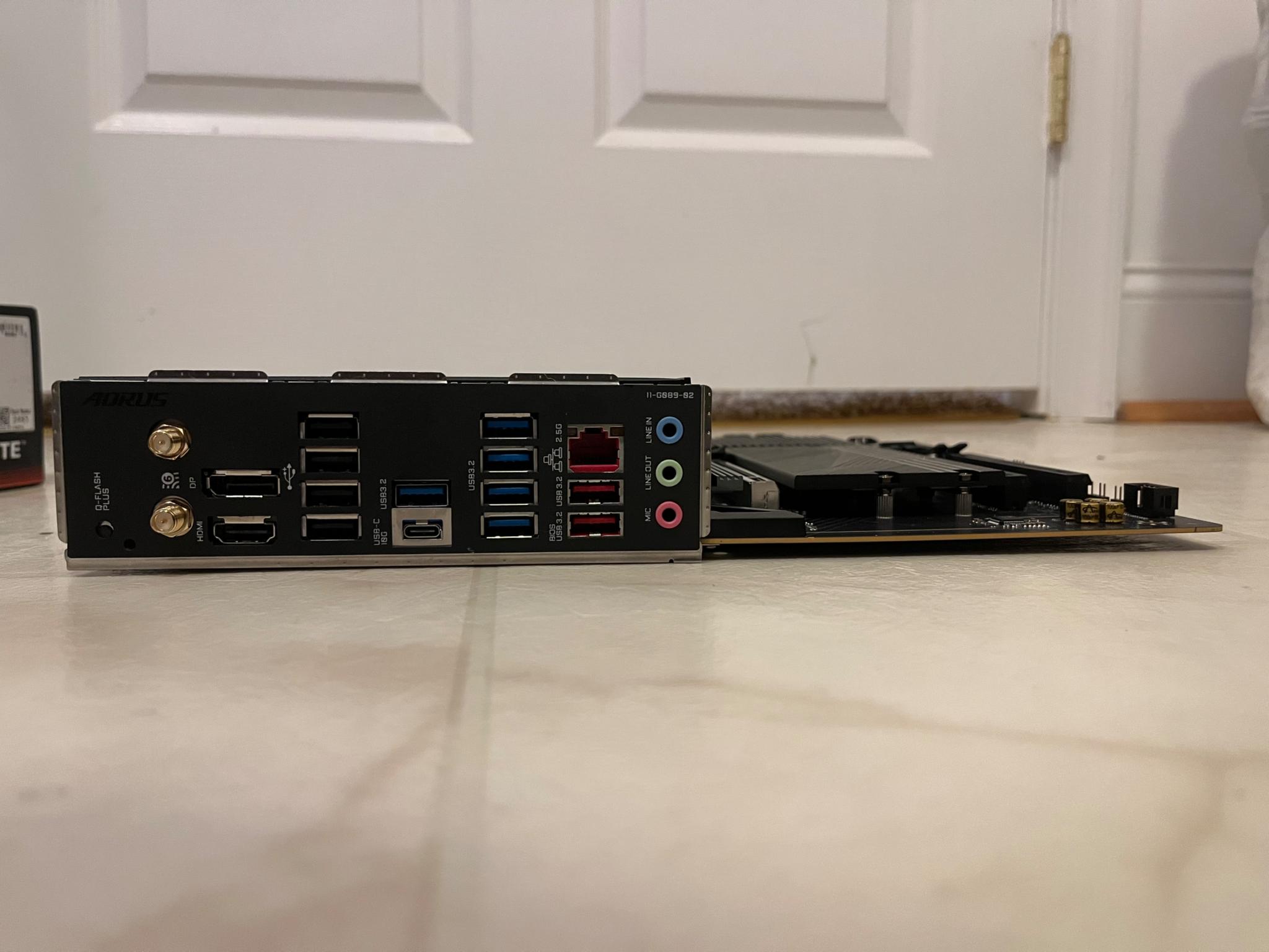 GIGABYTE B650 AORUS ELITE AX ATX AM5 (DDR5, PCIe 5.0)