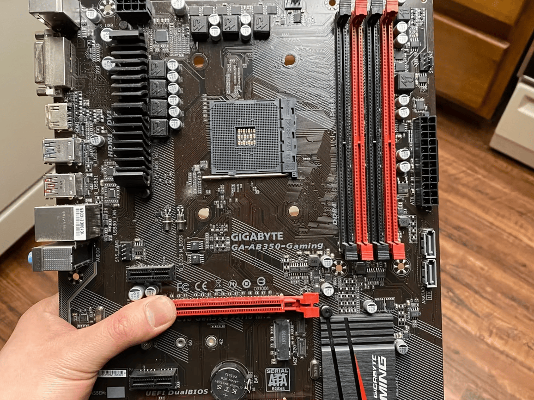 Gigabyte GA-AB350 Gaming AM4 Mobo