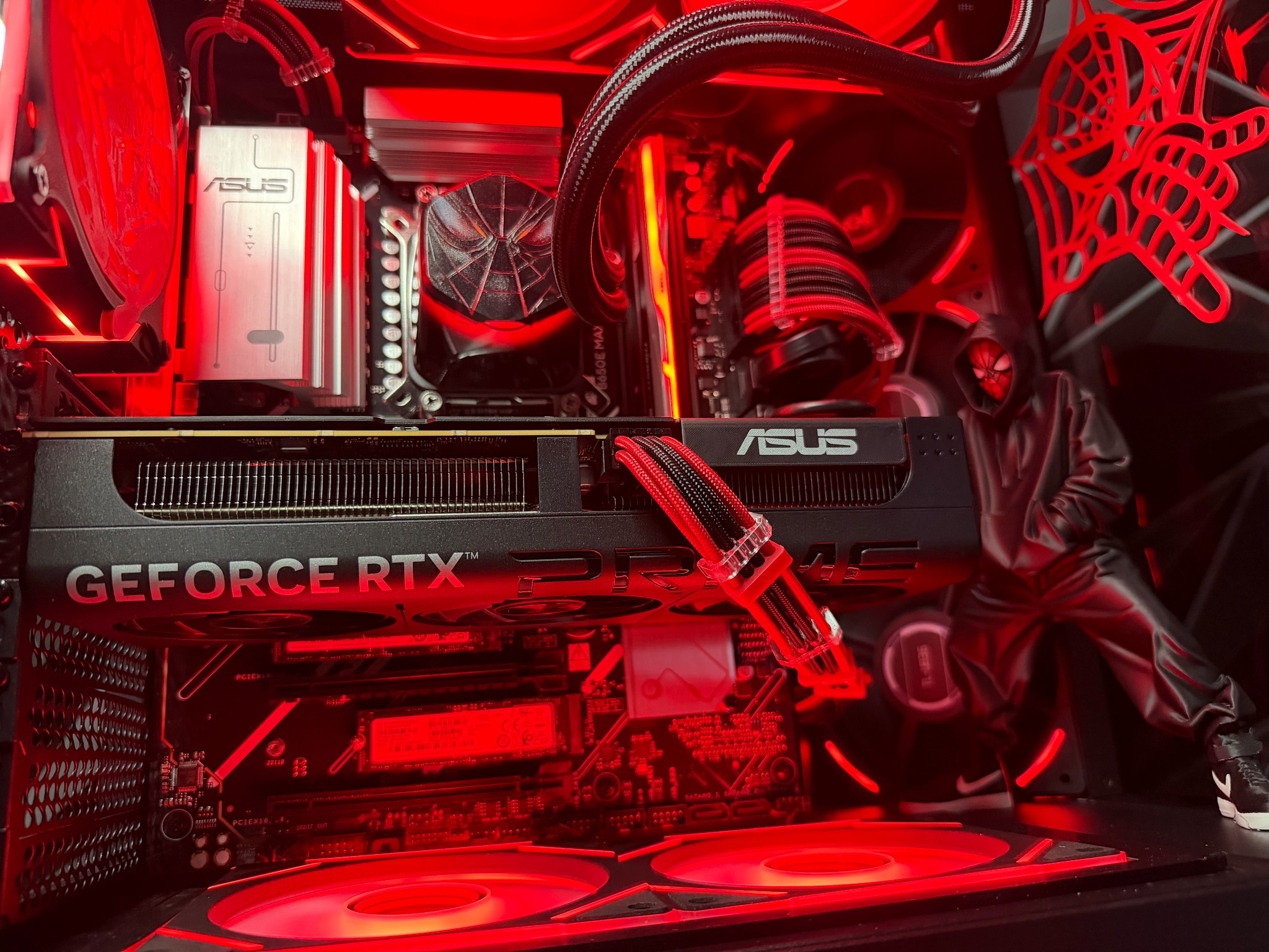 🕷️🕸️ WEB SLINGER 🕸️🕷️Ryzen 5 9600X| RTX 5060| 16 GB DDR5| 1.5 TB NVMe| 650W PSU