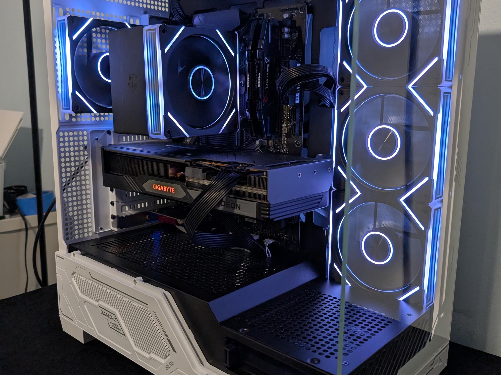 Gaming PC RX 7700 XT-Ryzen 7 5700x-32GB DDR4 3200-1 TB NVME