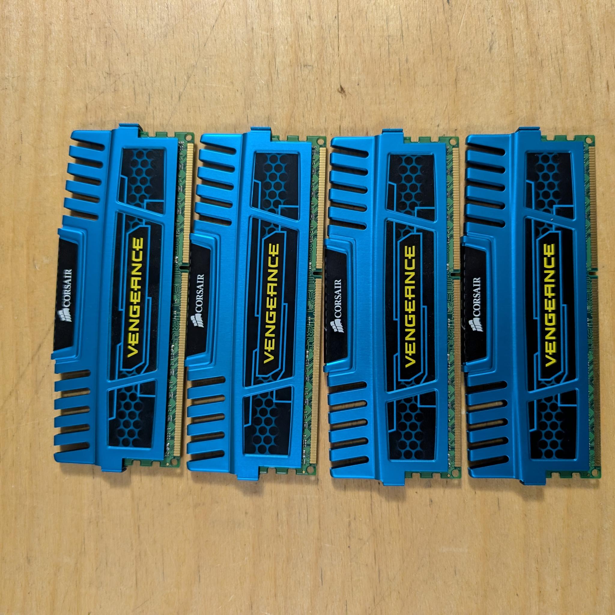 16GB Corsair DDR3 1600MTs 4x4gb kit Blue
