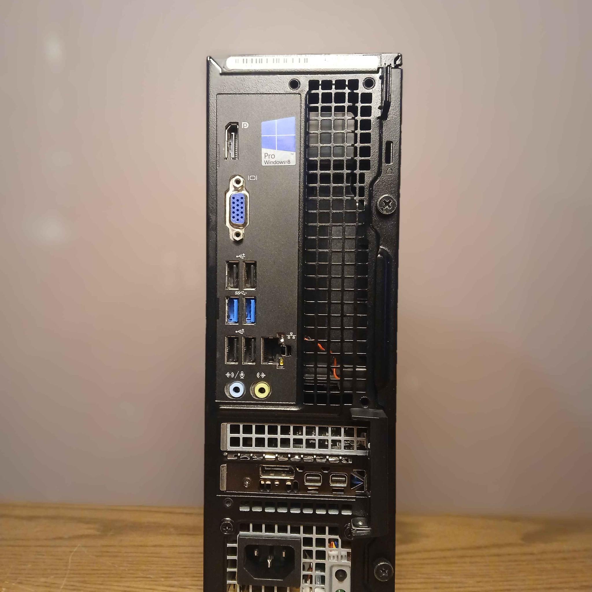 Simple sff Optiplex | Radeon PRO WX 2100 | Xeon e3 1240v3 | 16gb ram | light gaming/workstation pc