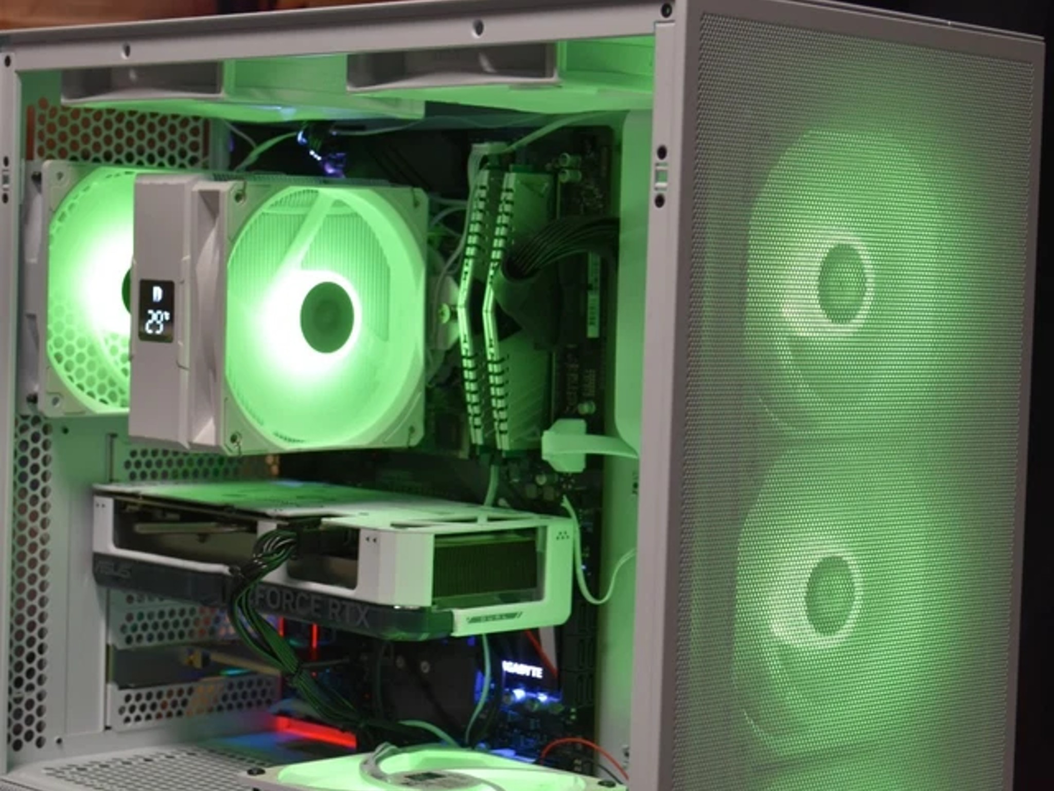 GAMING PC Intel I 5 9400 9th GEN RAM 16 GB GPU RTX 4060 8 GB NVME 1TB ALL RGB