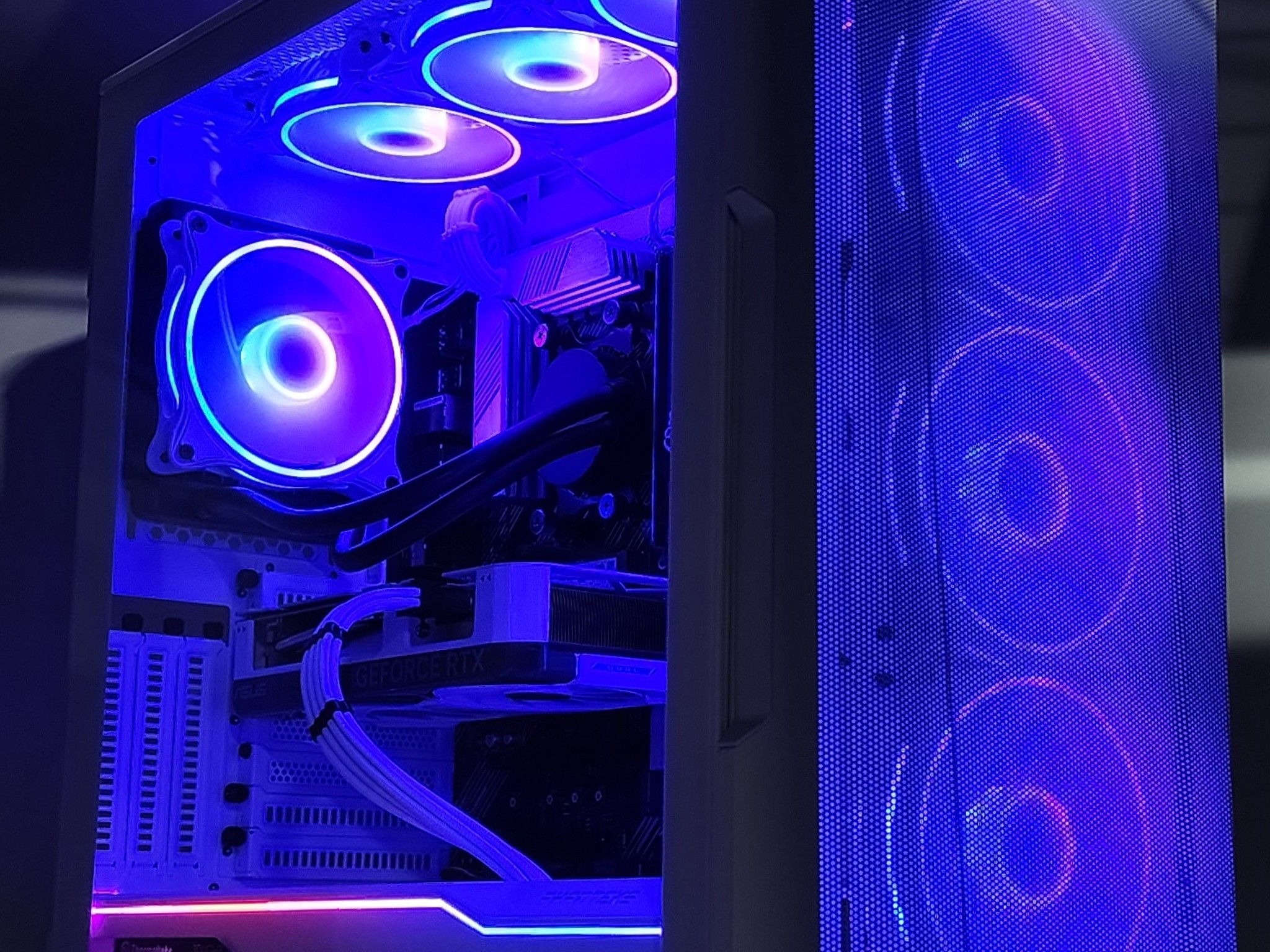 Gaming PC Ryzen 5 3600 16GB RAM 500GB SSD RTX 4060 8GB Windows 11 Computer