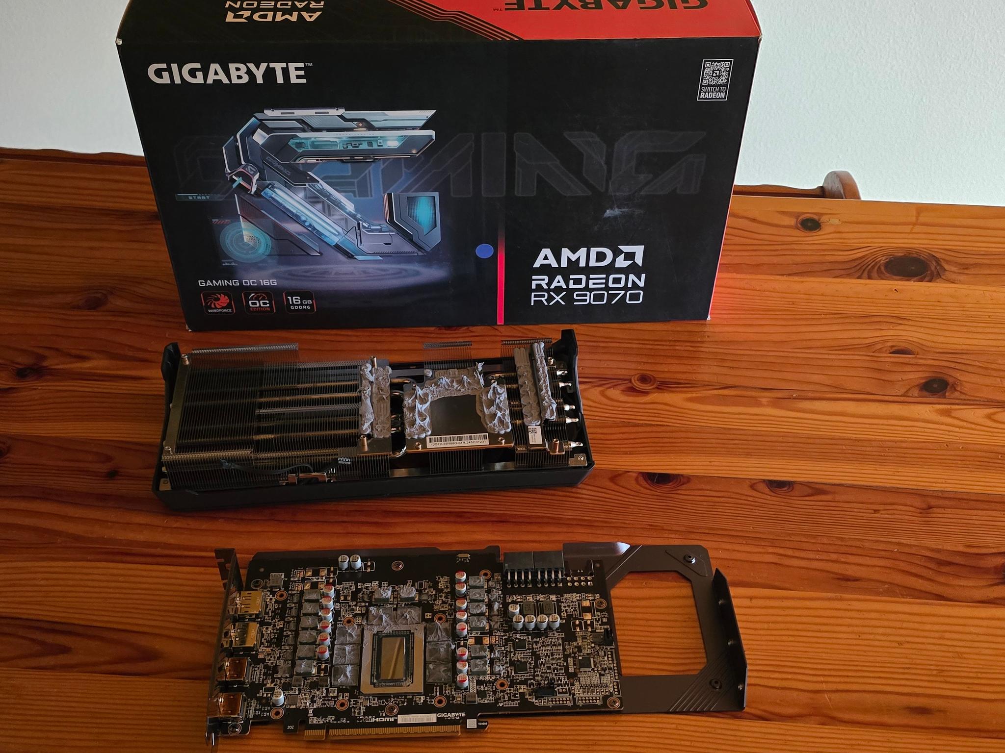 GIGABYTE GV-R9070GAMING OC-16GD - Image 4