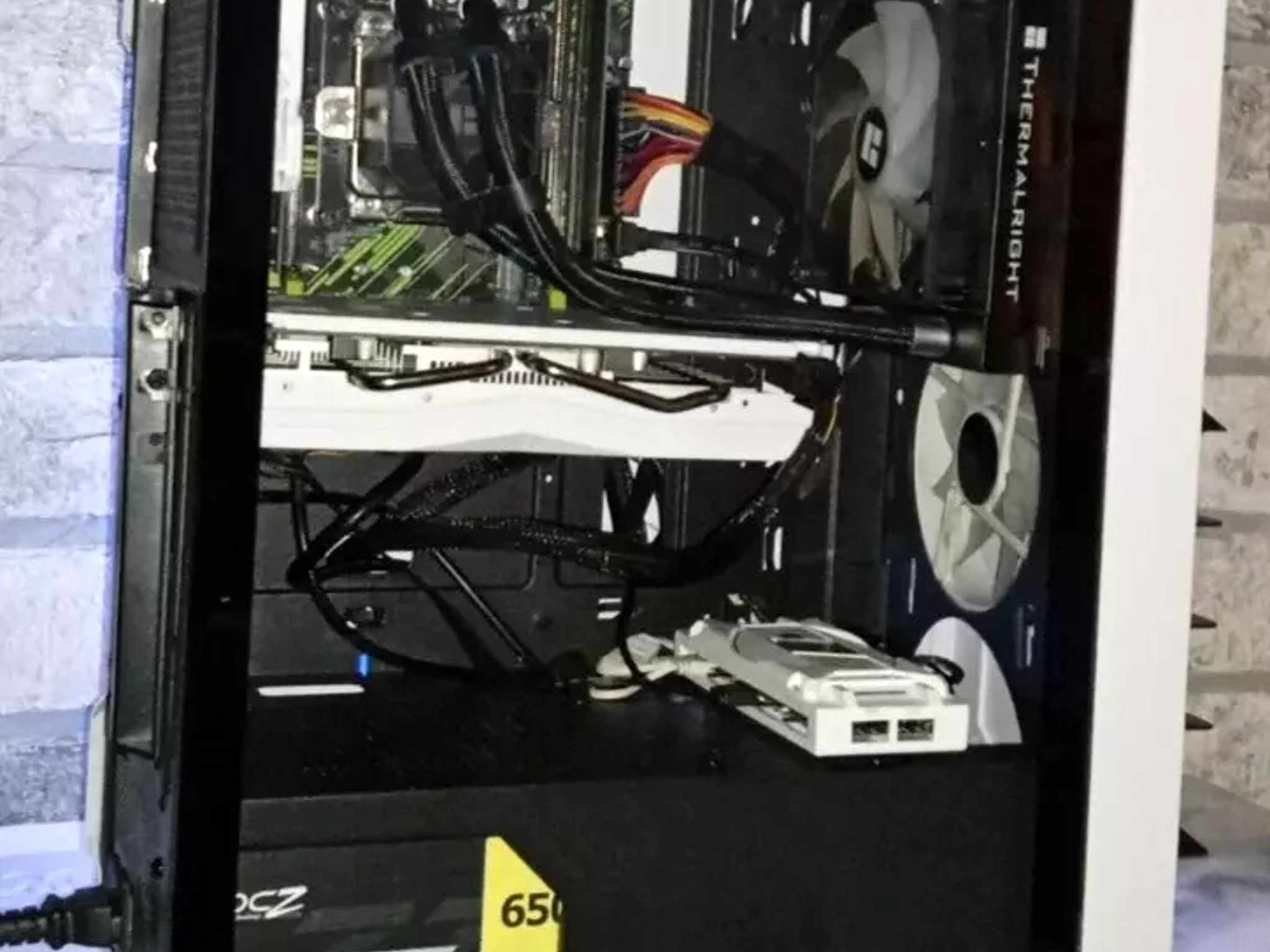BUDGET GAMING PC INTEL/XEON 2680 16GB DDR4 1TB HD RX 580 8G WIN10 PRO