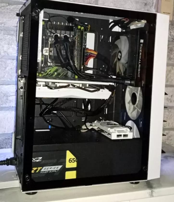 BUDGET GAMING PC INTEL/XEON 2680 16GB DDR4 1TB HD RX 580 8G WIN10 PRO