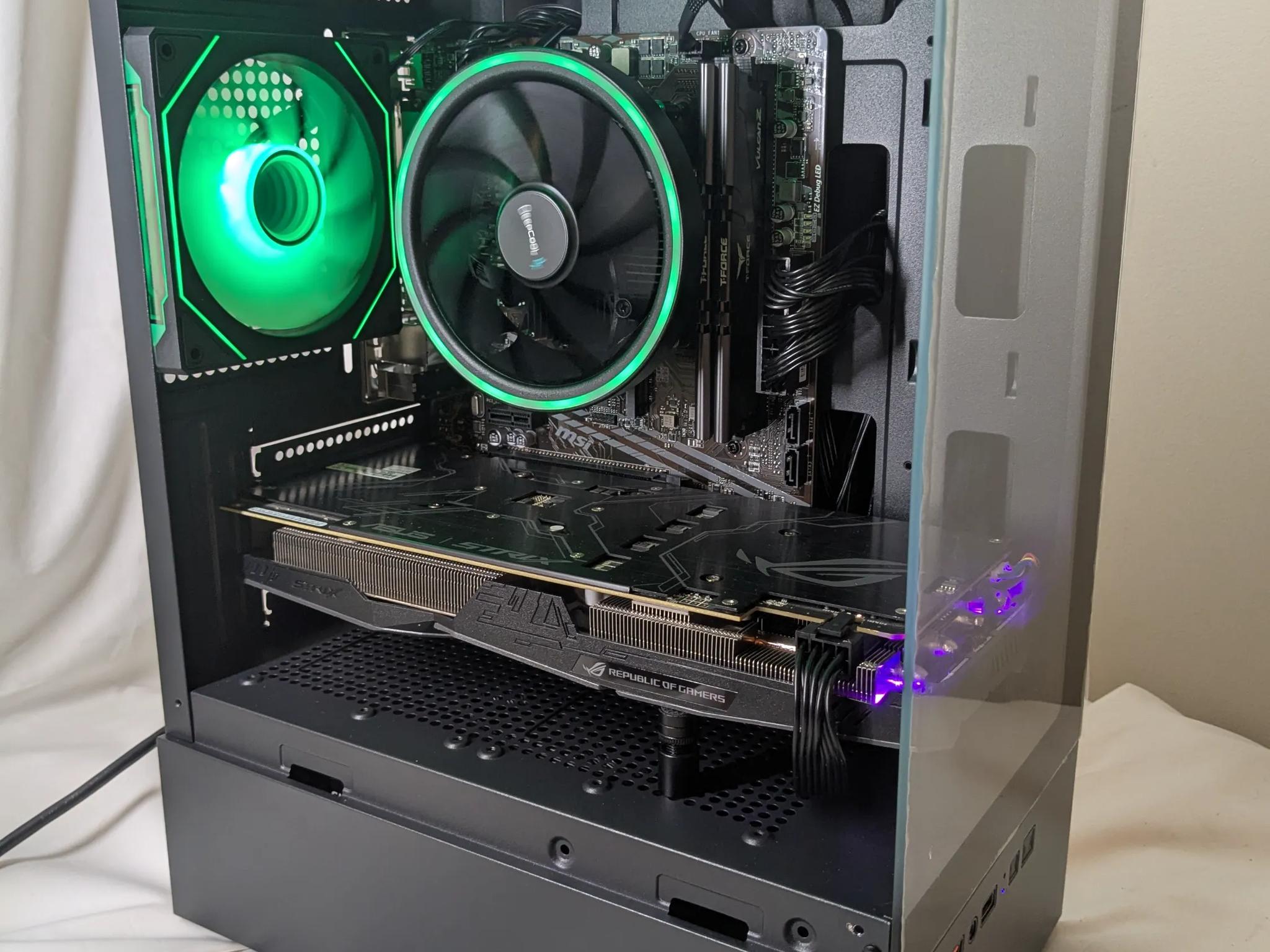 GTX 1060 6GB | Ryzen 5 2600X | 16GB DDR4 | 500 GB SATA SSD | Windows 11 home