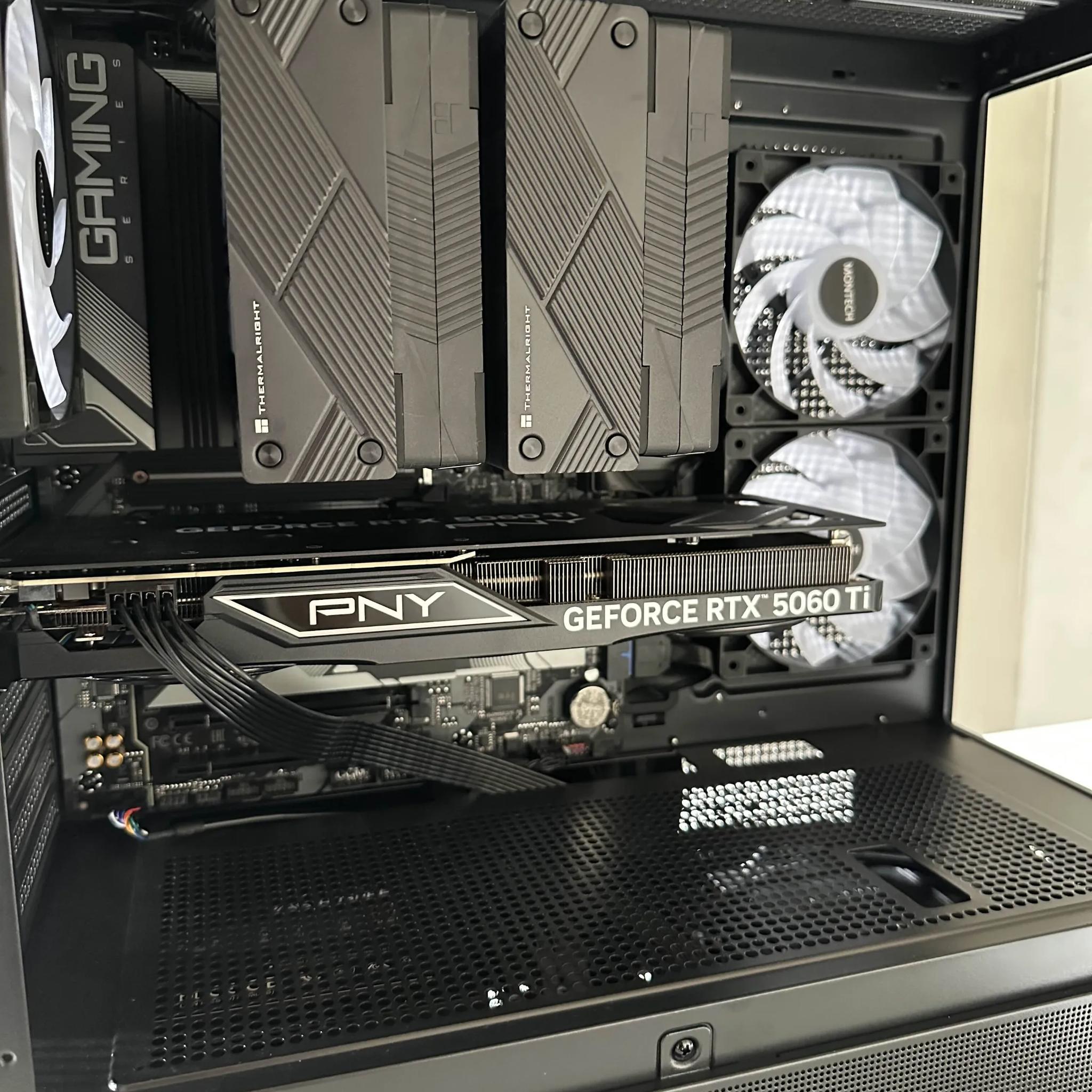 Ryzen 7 7700x | 5060 Ti 16gb | 32GB DDR5 - Gaming PC