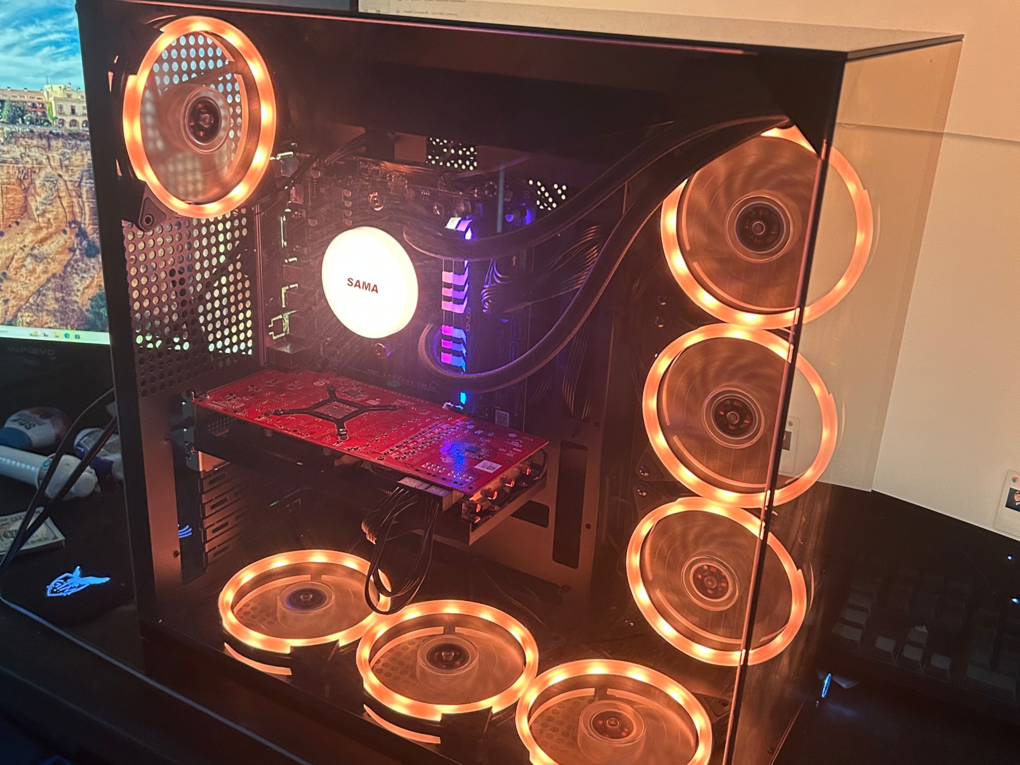 Glass Cube Gaming PC | RX 5700xt | Ryzen 5 | 32GB DDR4 | 1TB M.2 SSD