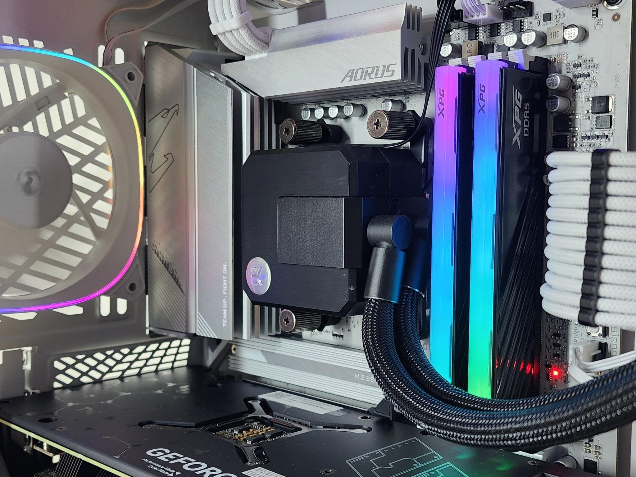 Gaming PC Ryzen 7 7800X3D 32GB RAM 1TB SSD RTX 4070 Ti 12GB Windows 11 PC