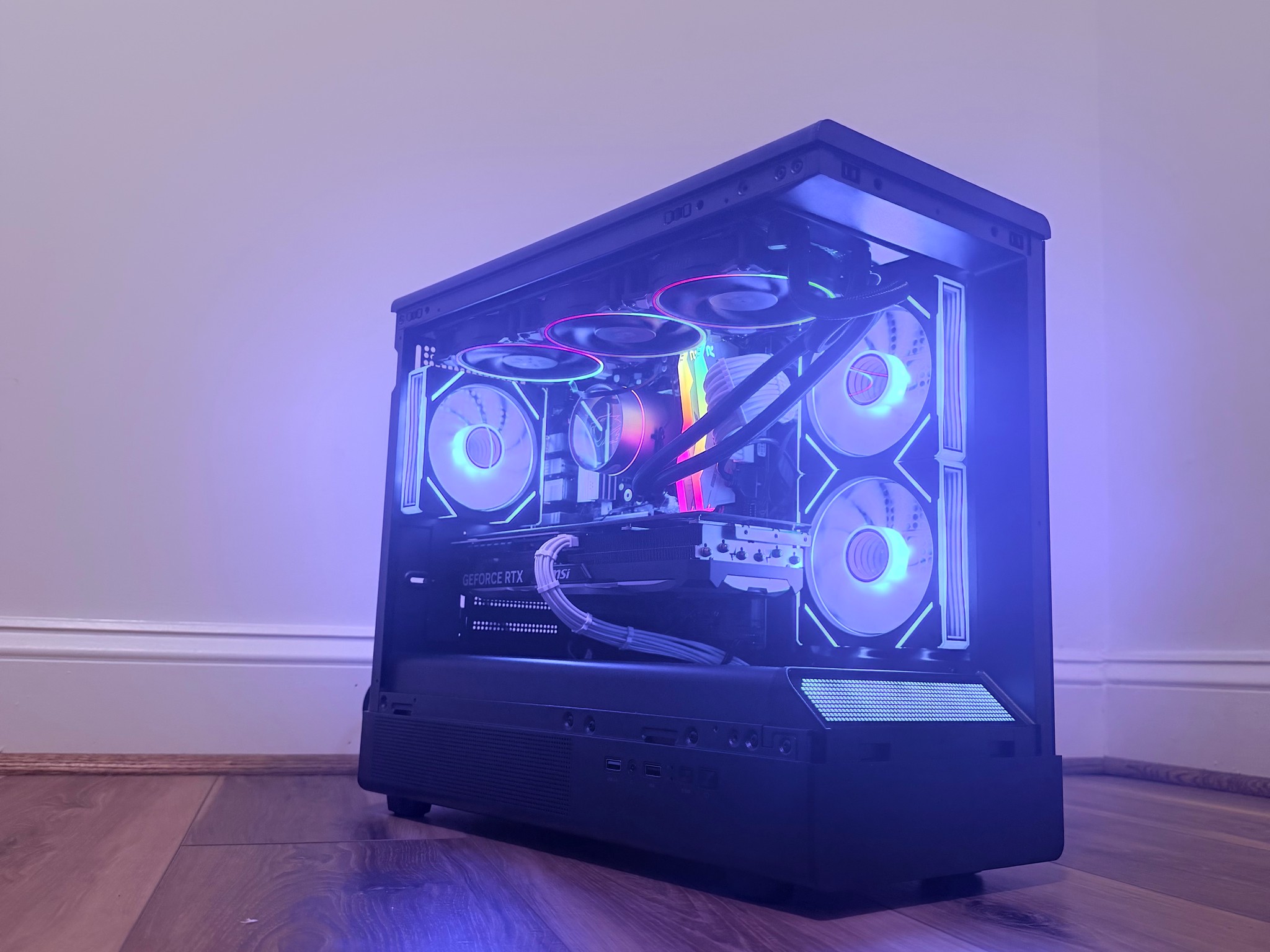 ⚫️"Obsidian Pulse"⚫️| 1440p/4k Gaming | RTX 4070 Ti | Ryzen 7 7700X | 32GB DDR5 | 2TB NVMe SSD