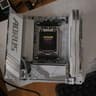 Gigabyte X870i Aorus Pro ICE + 7900X + 16Gb team elite RBG White