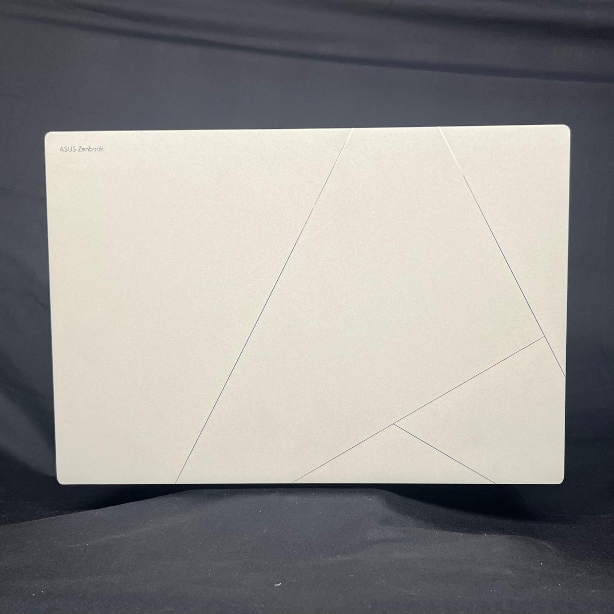 ASUS Zenbook S 16 3K OLED (UM5606WA‑S16.R3651TB) – Brand New