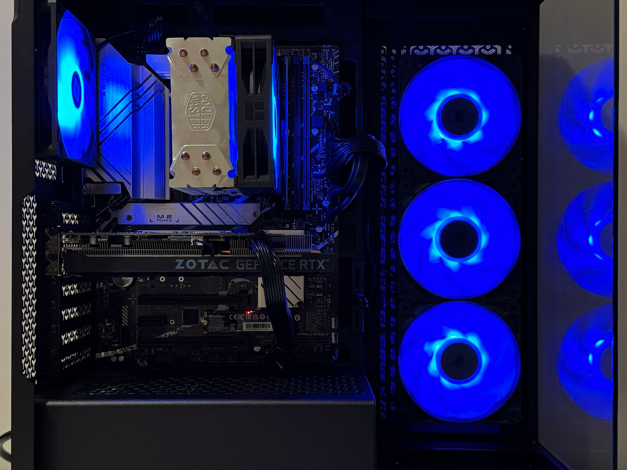 Intel Core i5 14400F 32GB DDR5 GeForce RTX 3060 12GB ASUS Z790 1TB SSD CORSAIR 3500X Case Gaming PC