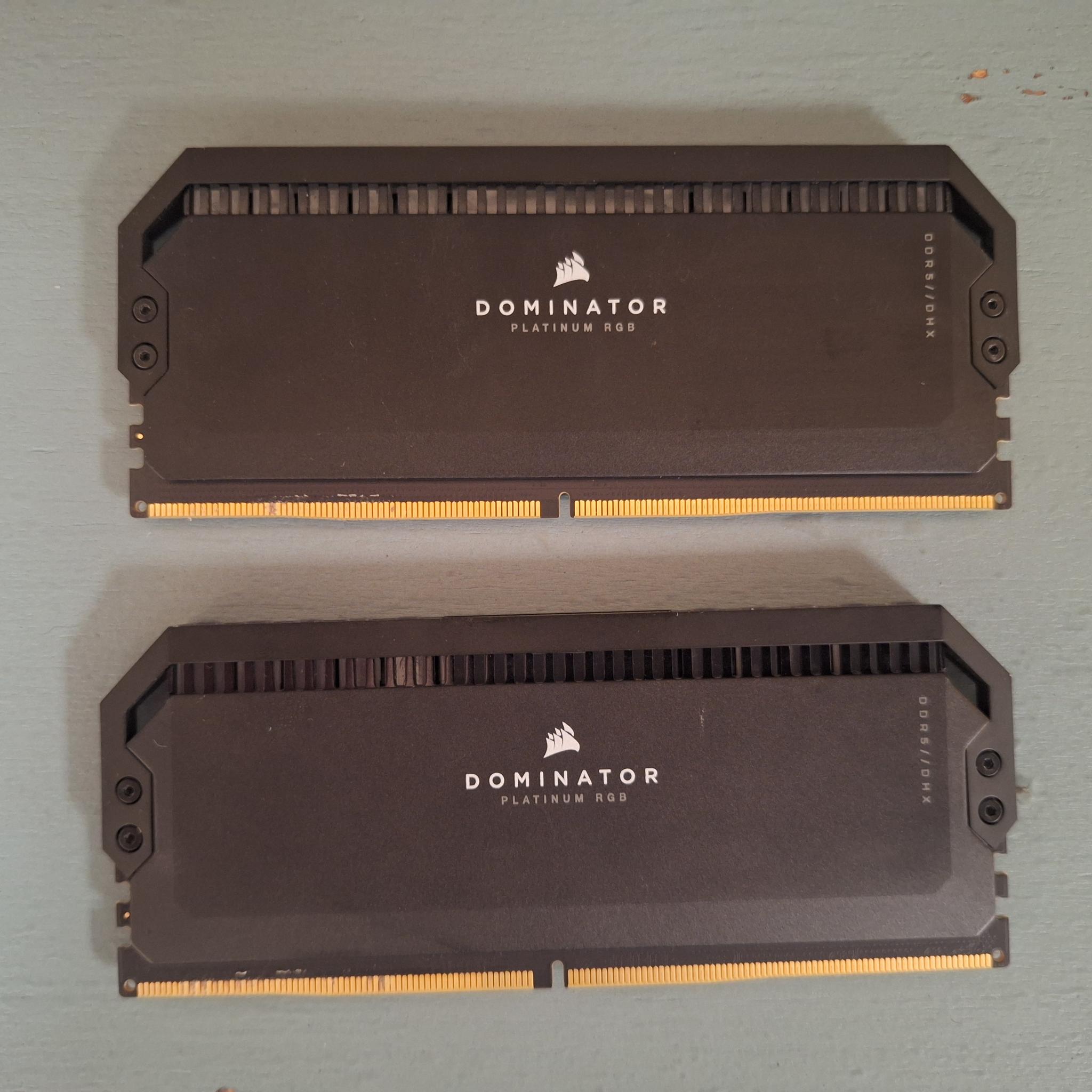 Corsair Dominator Platinum RGB 32GB DDR5-5600 (2x16GB)