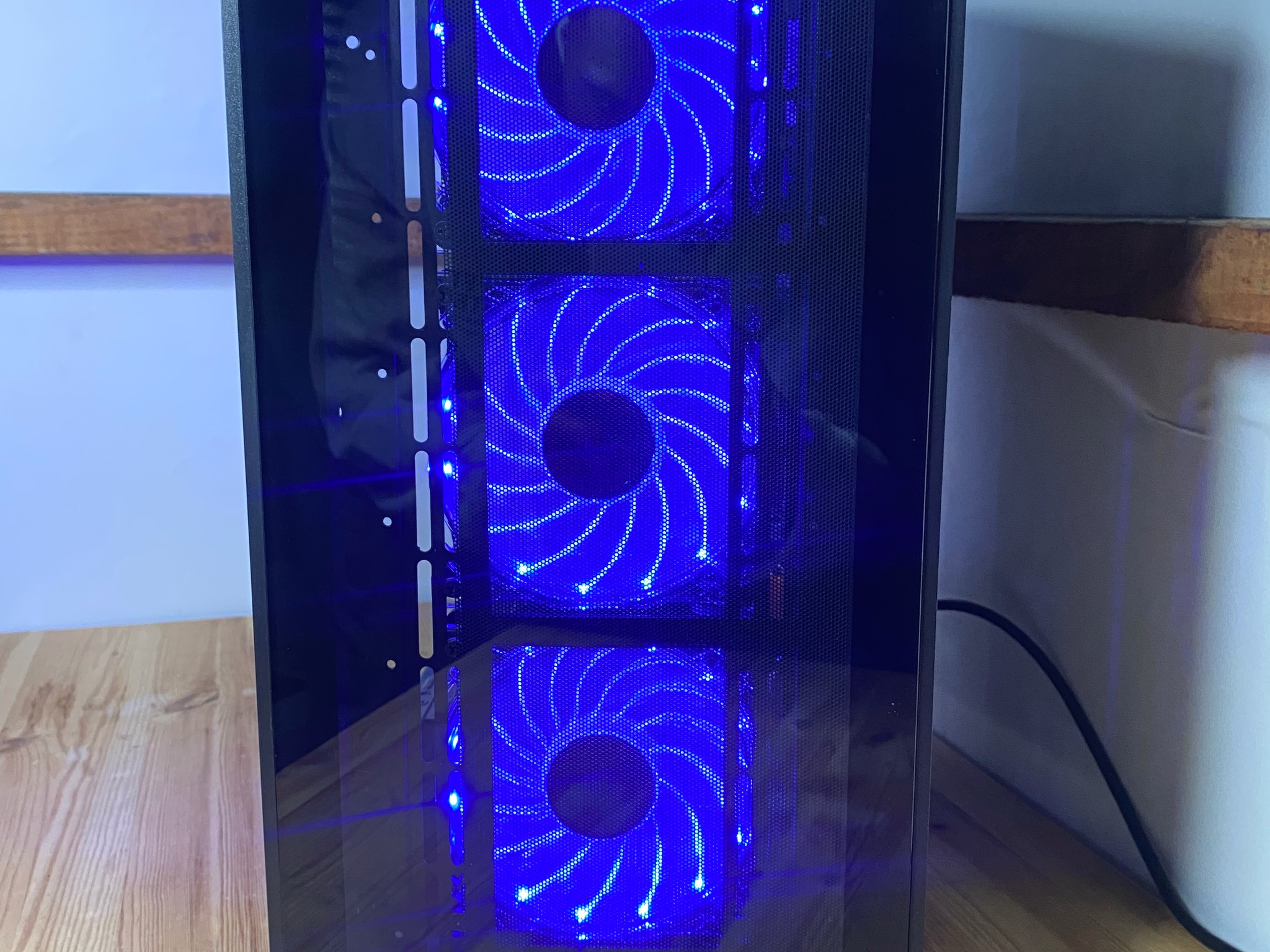 Budget Build: I5-7600k |  PowerColor Red Dragon RX 580 8GB | 16GB DDR4 Samsung