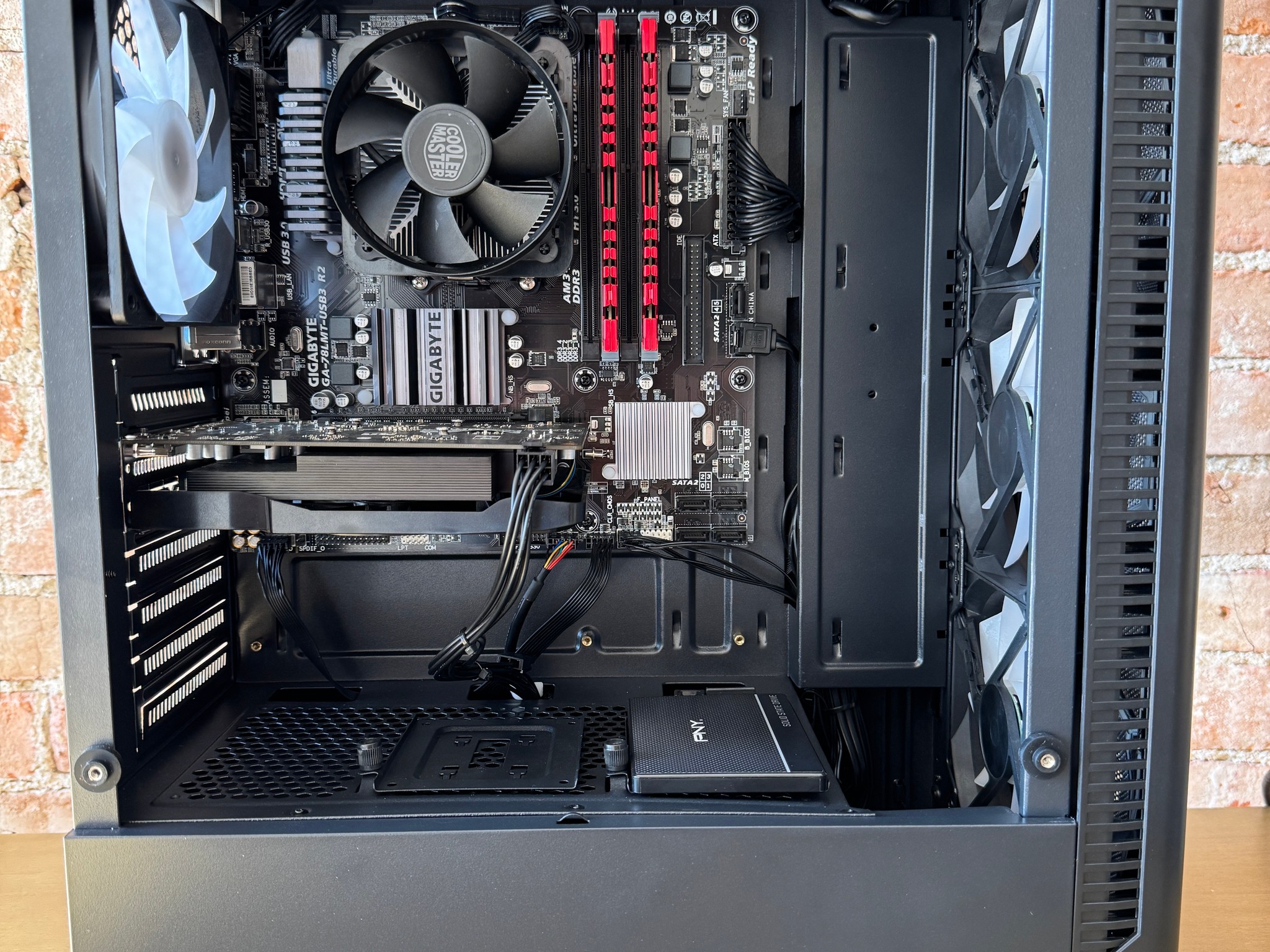 Refirbished PC: AMD FX-6300, G.Skill Ripjaws 8GB RAM, XFX Radeon RX 560, 500GB SSD, Windows 11 Home