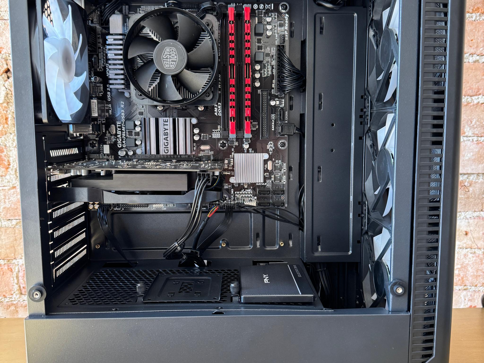 Refirbished PC: AMD FX-6300, G.Skill Ripjaws 8GB RAM, XFX Radeon RX 560, 500GB SSD, Windows 11 Home