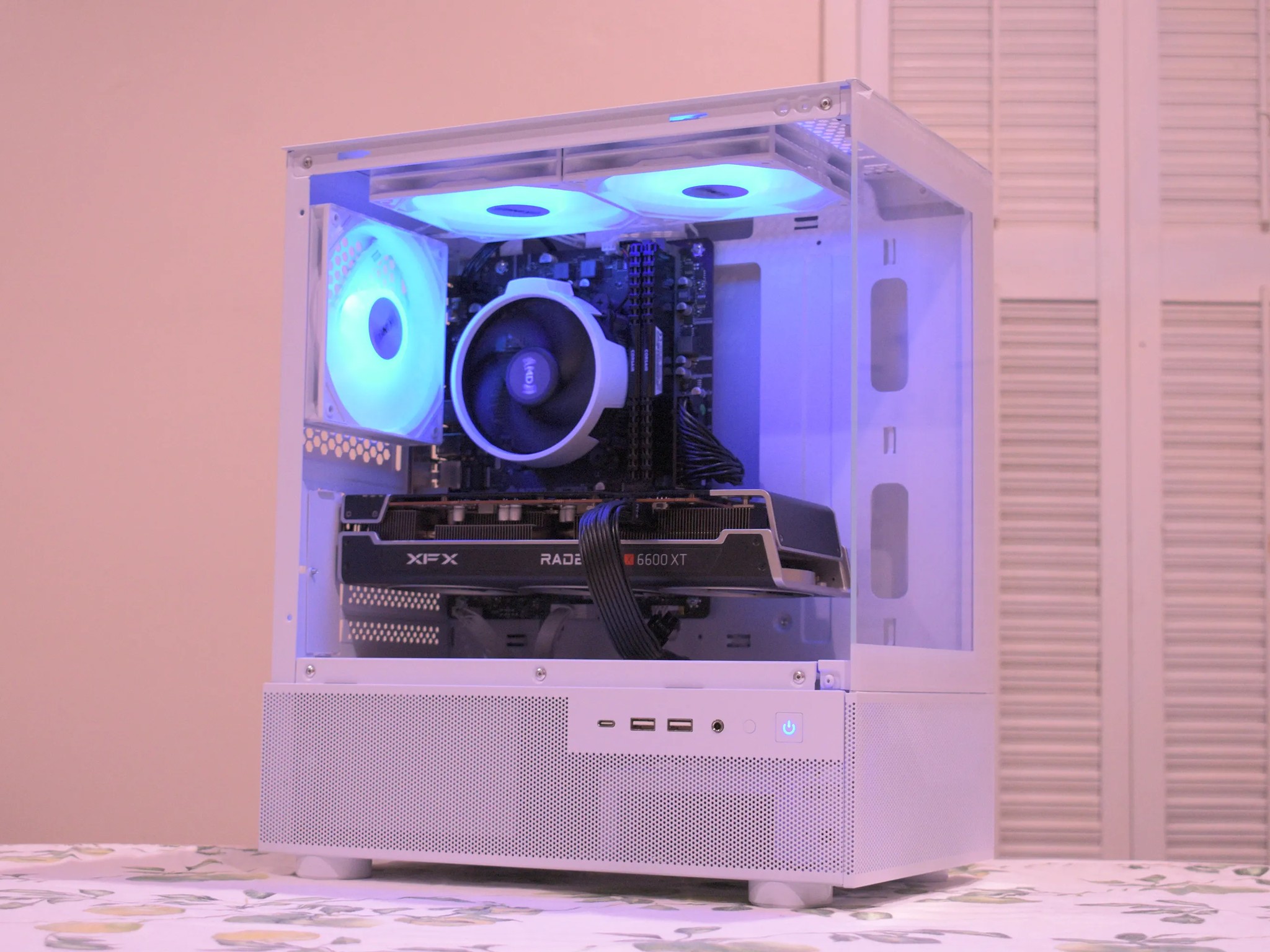Gaming PC | Ryzen 5 3600 | RX 6600XT 8GB | 16GB DDR4 | 1TB nVME SSD | 1080p White Gaming PC RGB
