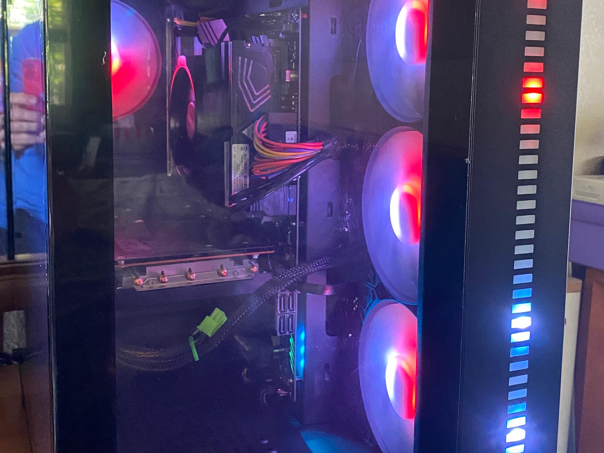AMD Ryzen 5 2600, 32GB RAM, 512GB NVME + 2TB HDD,  RX 5600 XT 6GB
