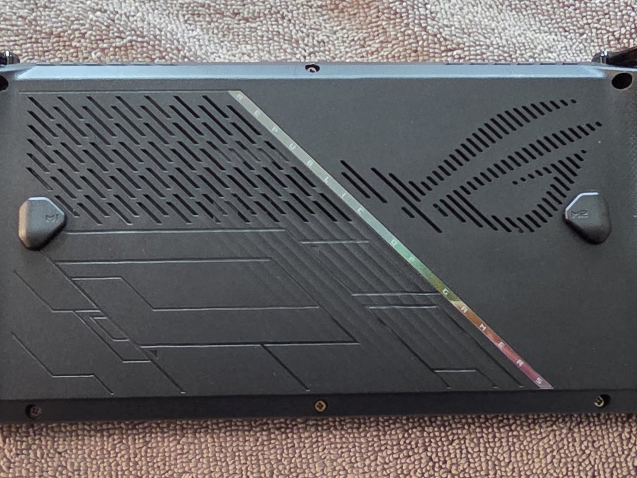 ROG Ally X / 1TB / 24GB DDR5 / Z1 Extreme / Killswitch case