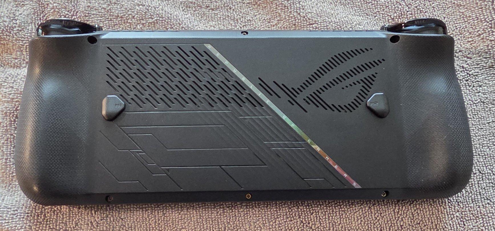 ROG Ally X / 1TB / 24GB DDR5 / Z1 Extreme / Killswitch case