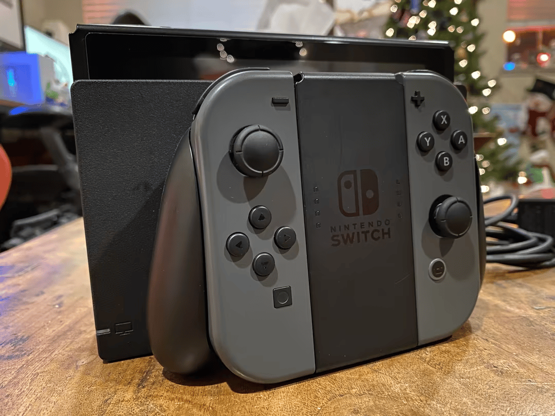 Nintendo Switch - Good Condition