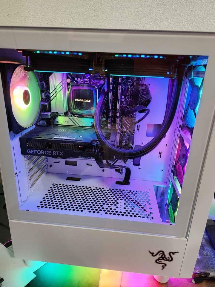 BLACK FRIDAY** Like NEW Skytech Archangel Gaming Pc